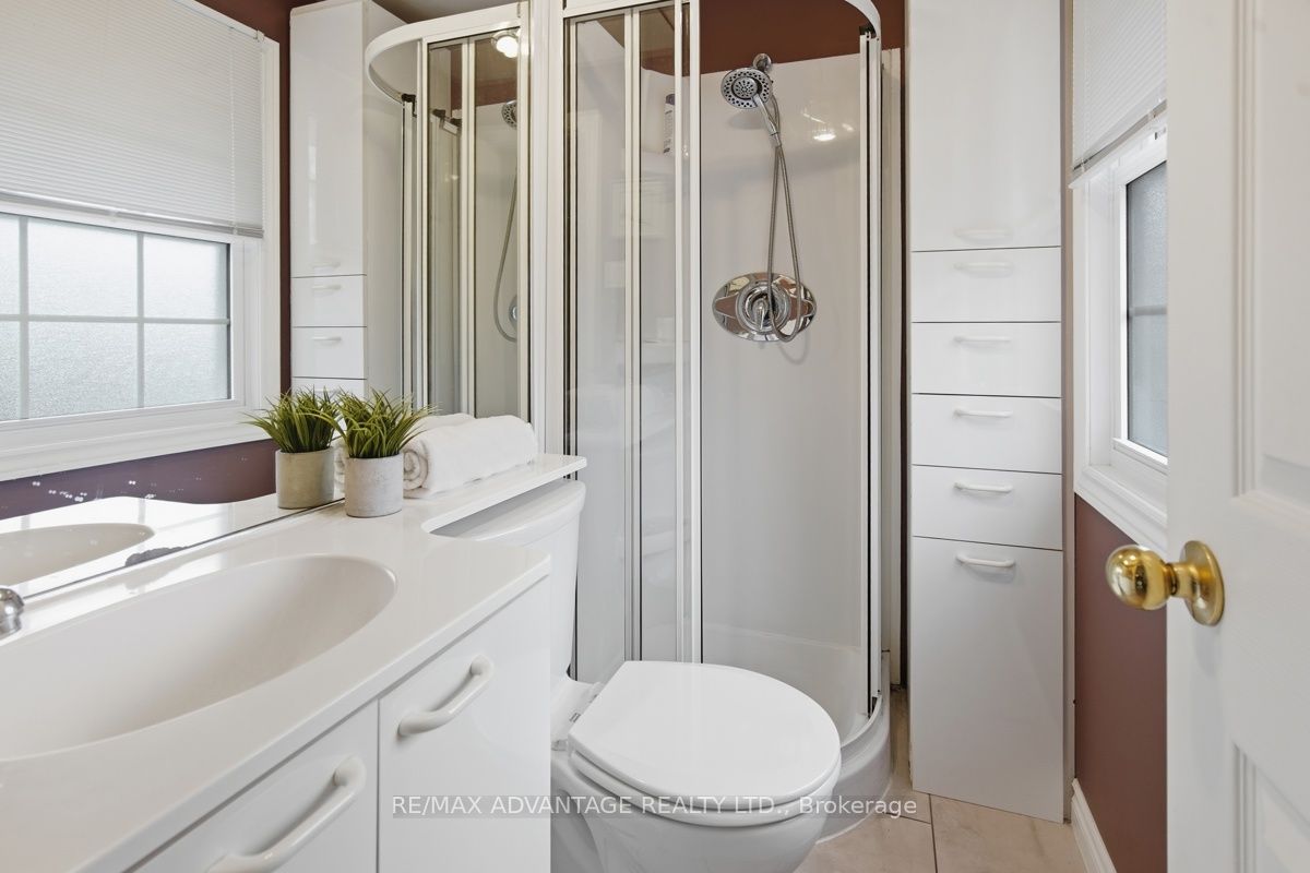 35 Cowan Place Property Photo 30