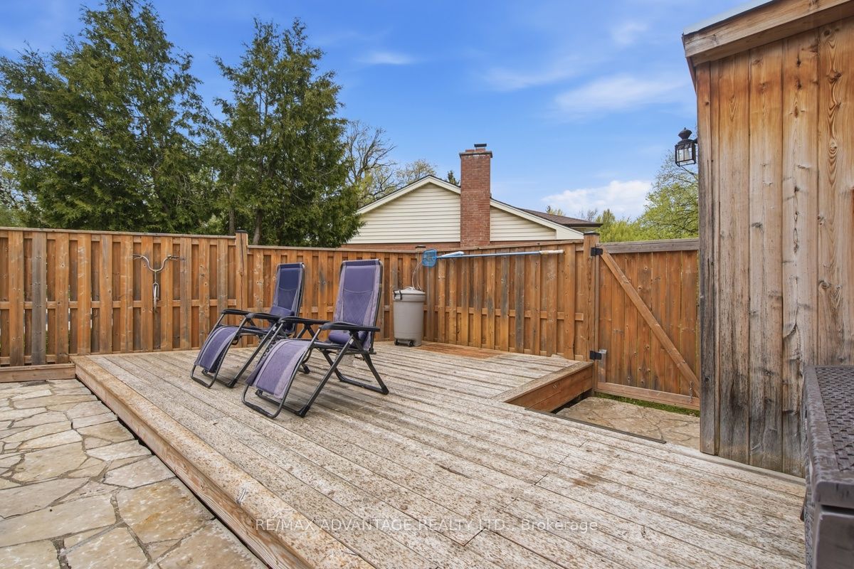 35 Cowan Place Property Photo 43