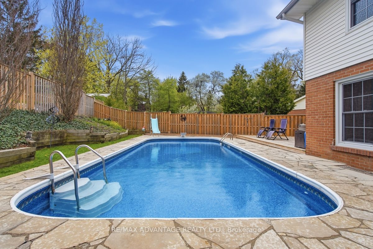 35 Cowan Place Property Photo 45
