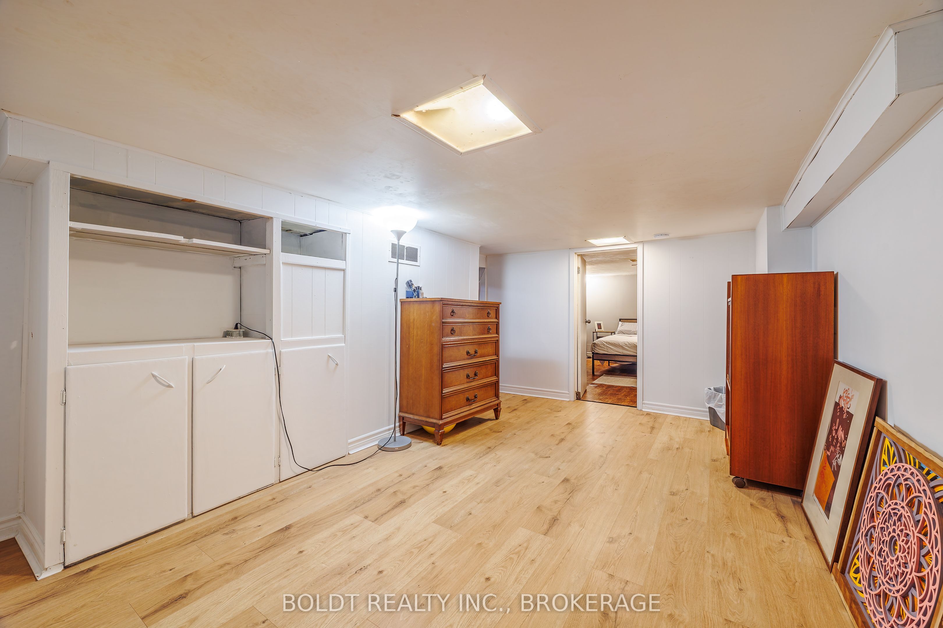 20 Stuart Avenue Property Photo 16