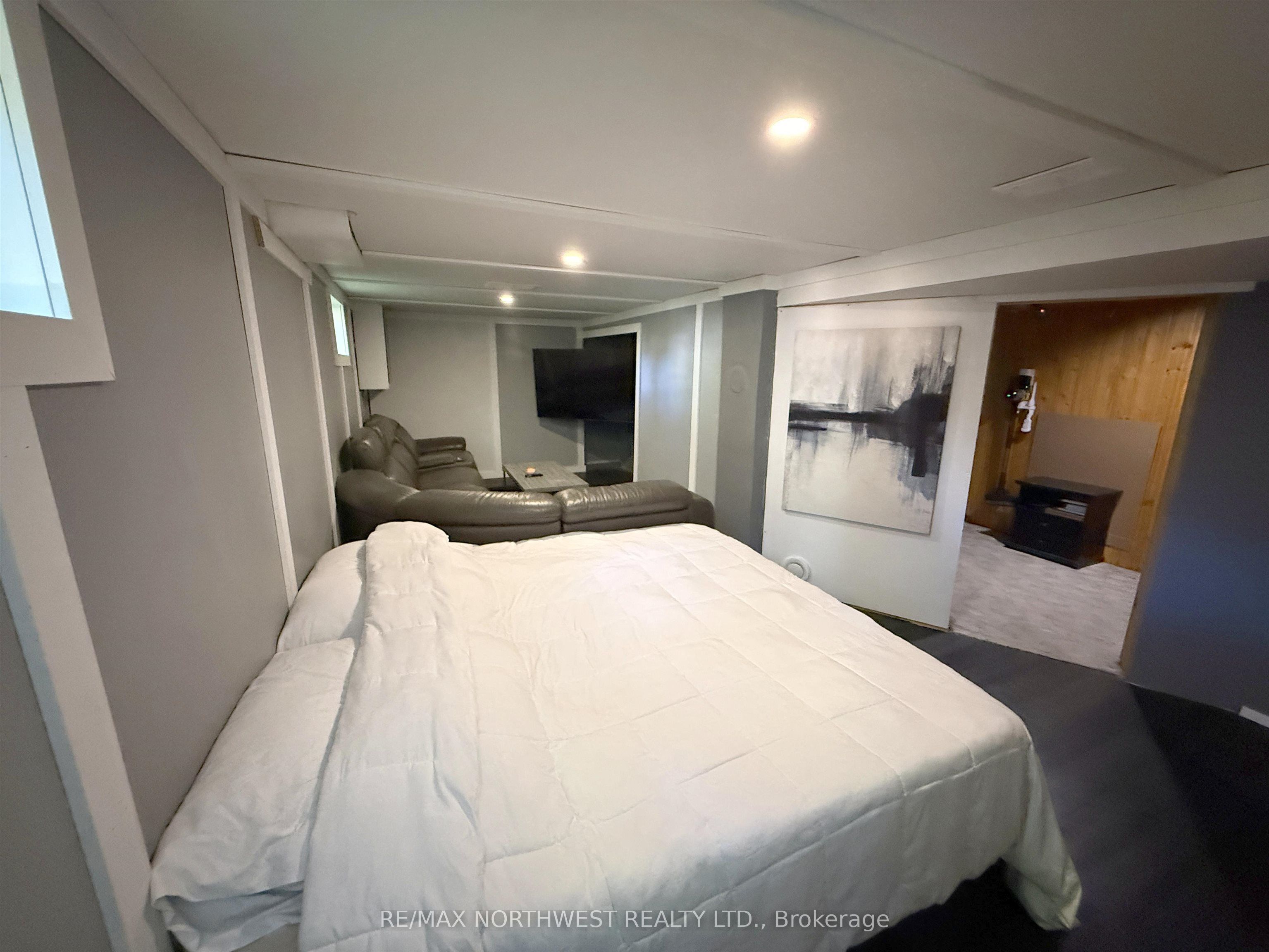 55 Norman Drive Drive Property Photo 12
