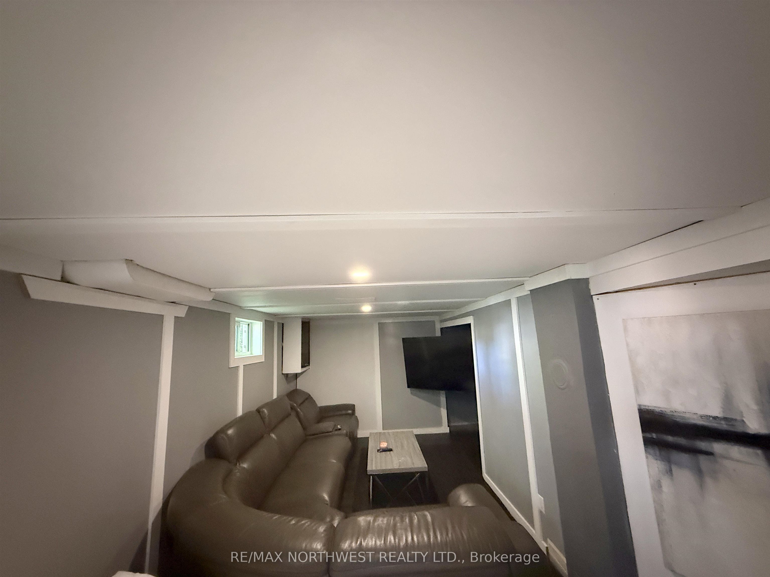 55 Norman Drive Drive Property Photo 13