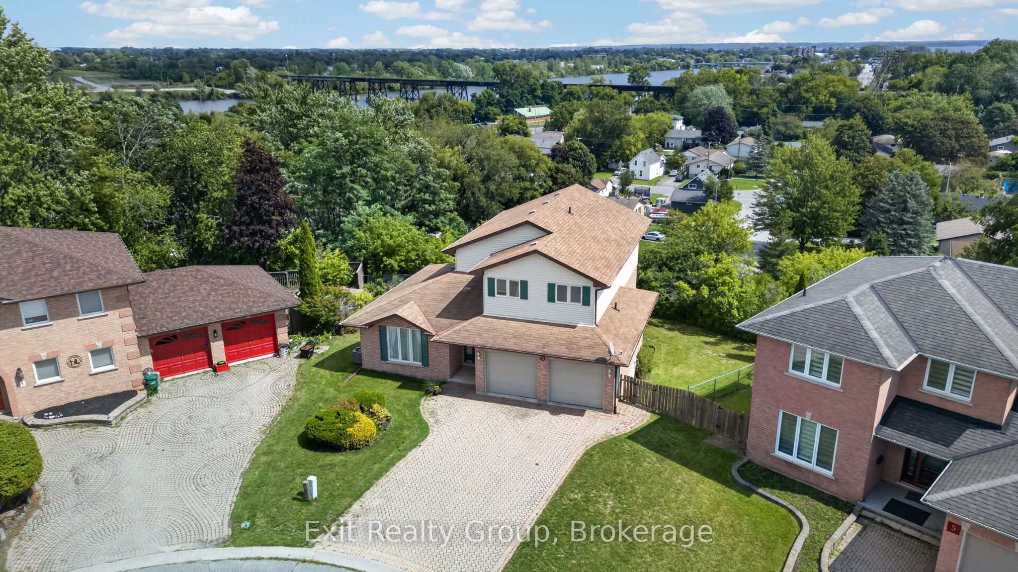 3 Fleming Road Property Photo 2