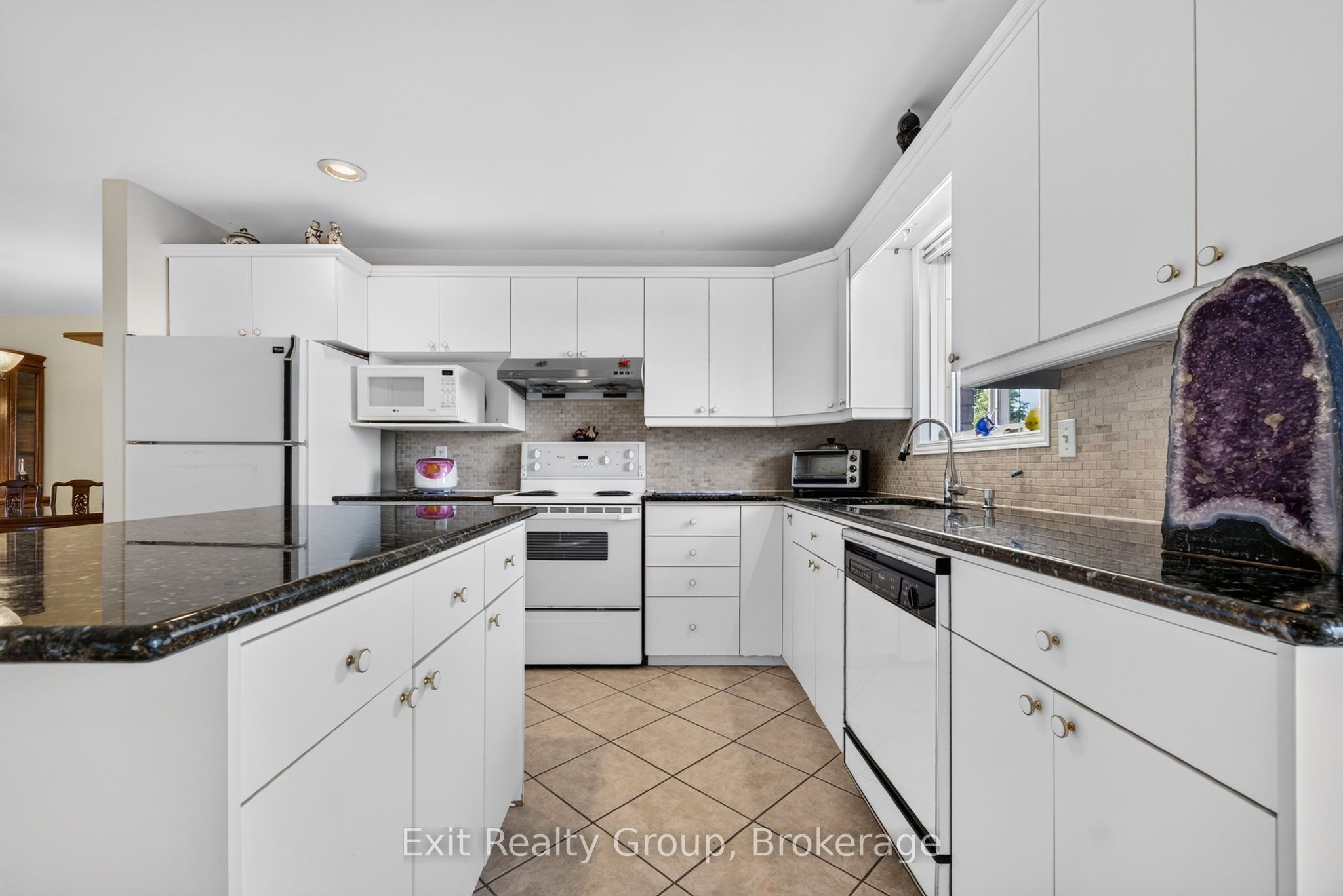 3 Fleming Road Property Photo 14