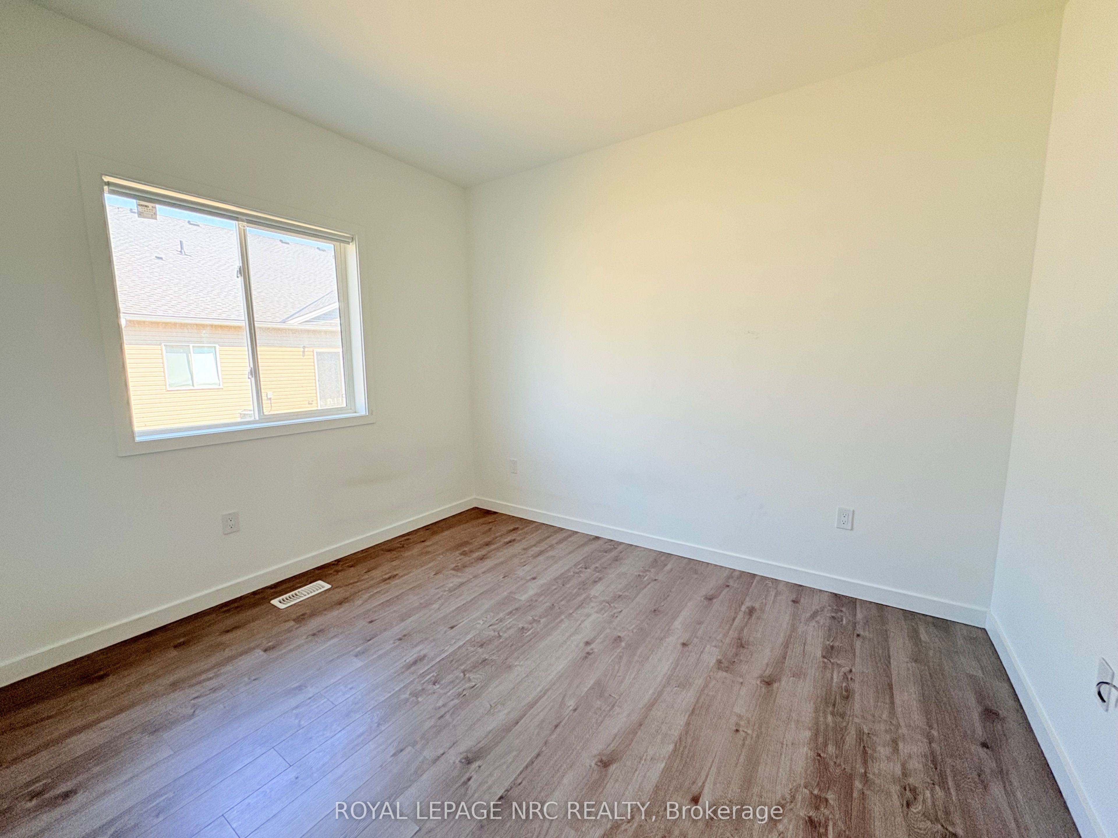 90 Highriver Trail Property Photo 5