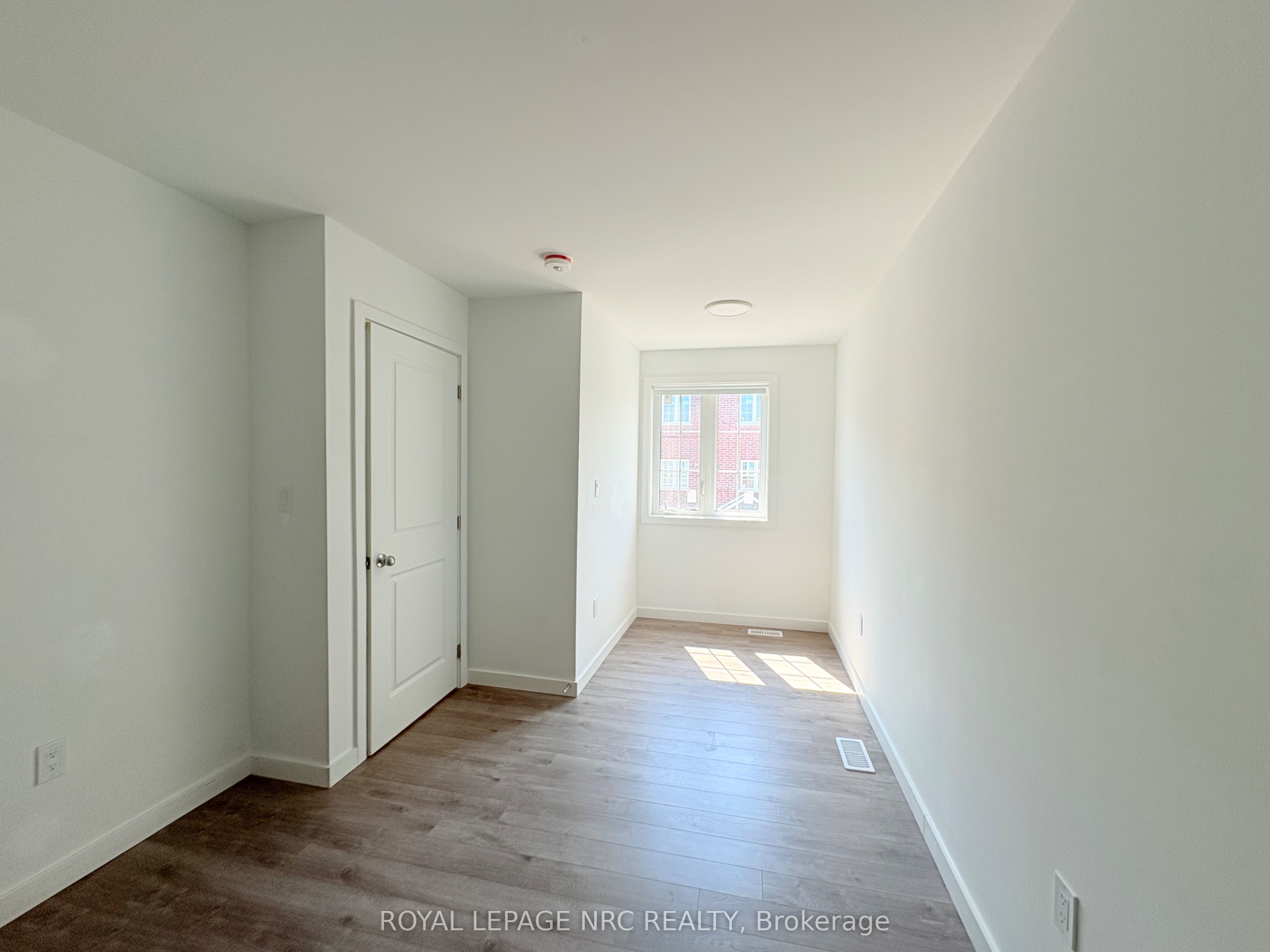 90 Highriver Trail Property Photo 6