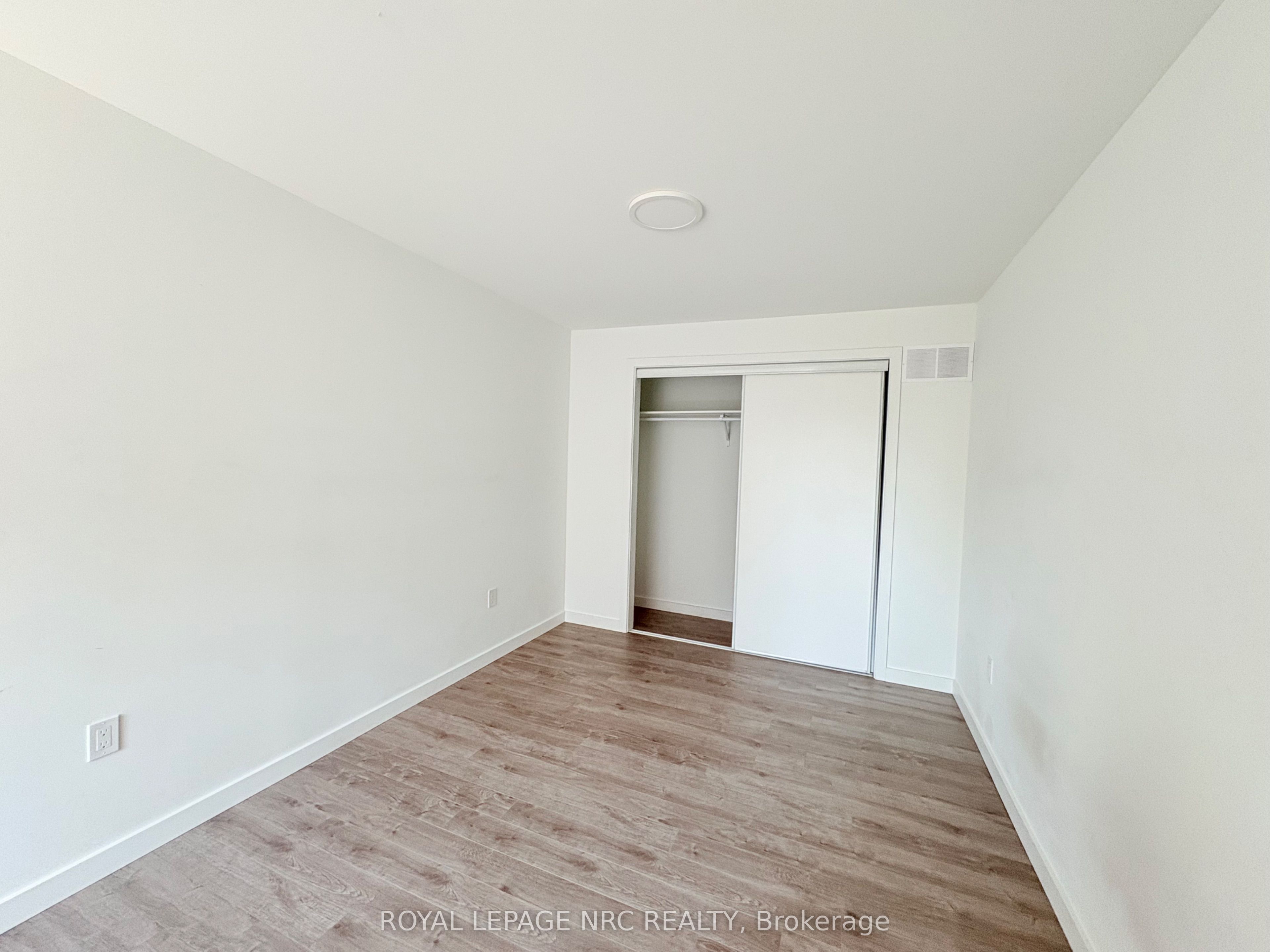 90 Highriver Trail Property Photo 8
