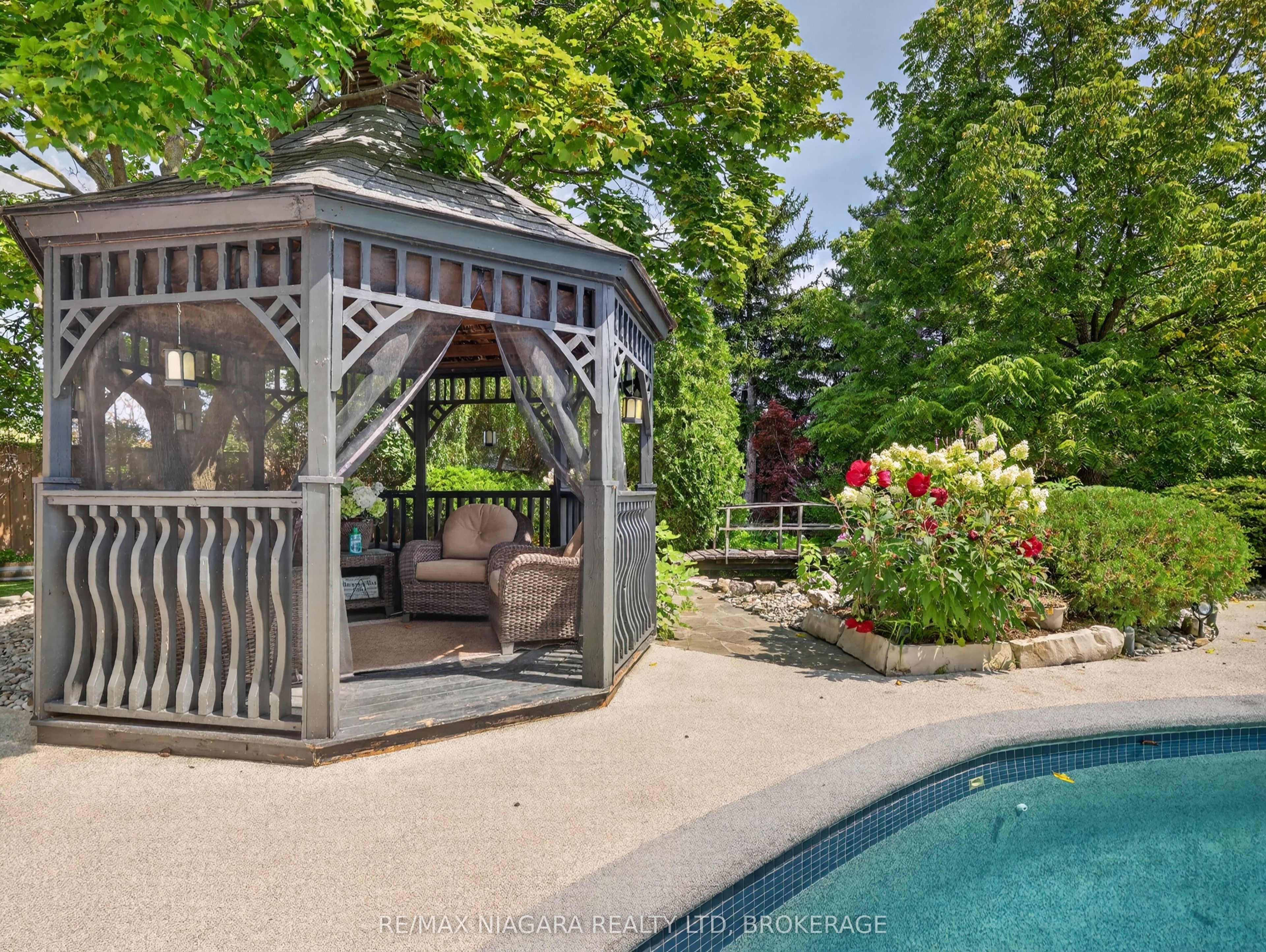 14 Fairlawn Court Property Photo 8