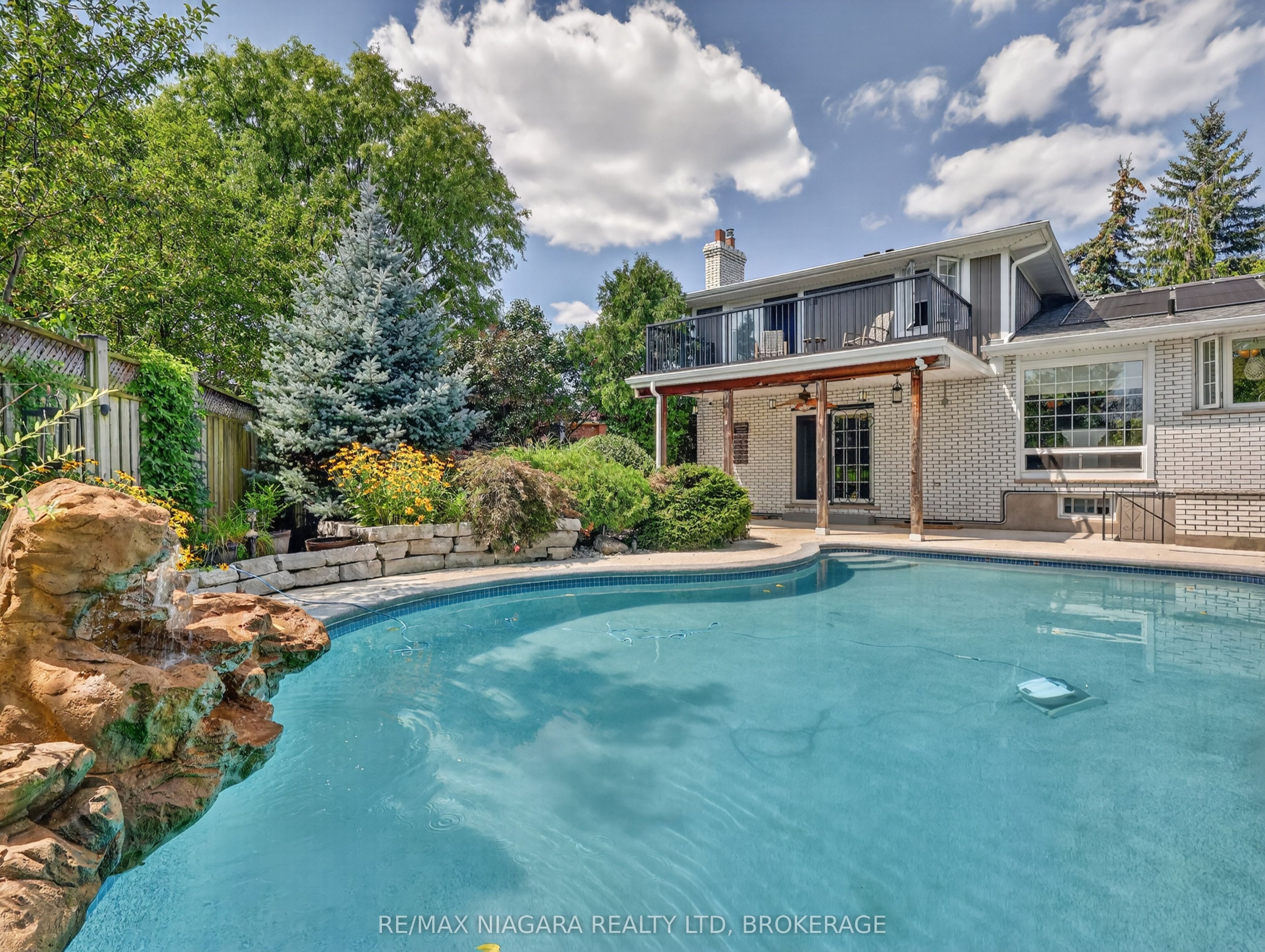 14 Fairlawn Court Property Photo 9