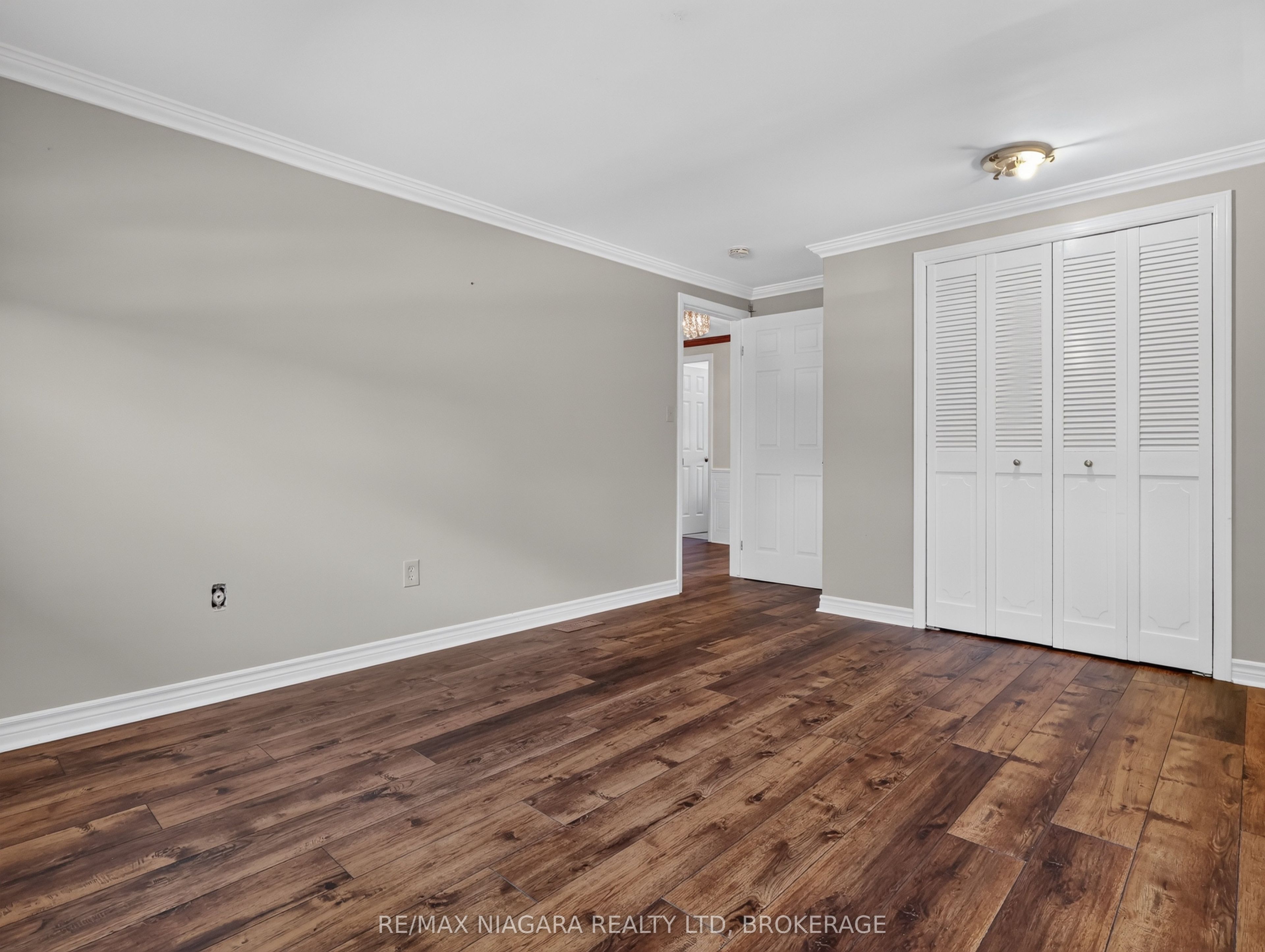 14 Fairlawn Court Property Photo 34