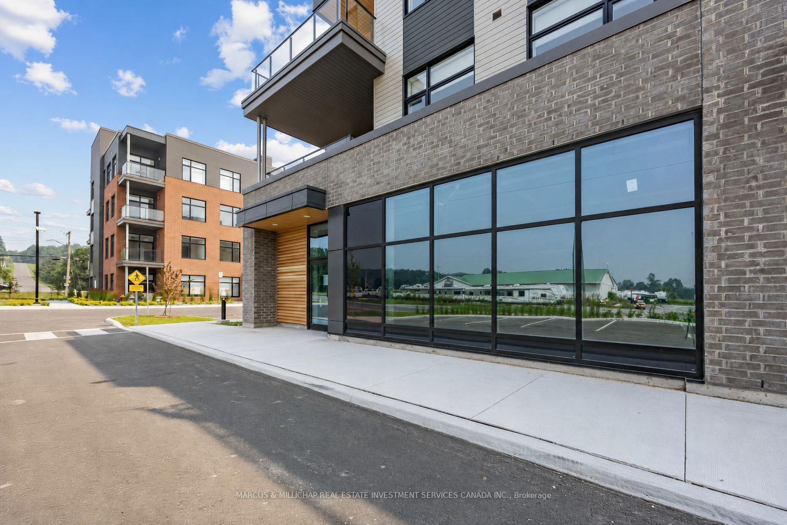 9 Rundle Lane Unit D Property Photo 3