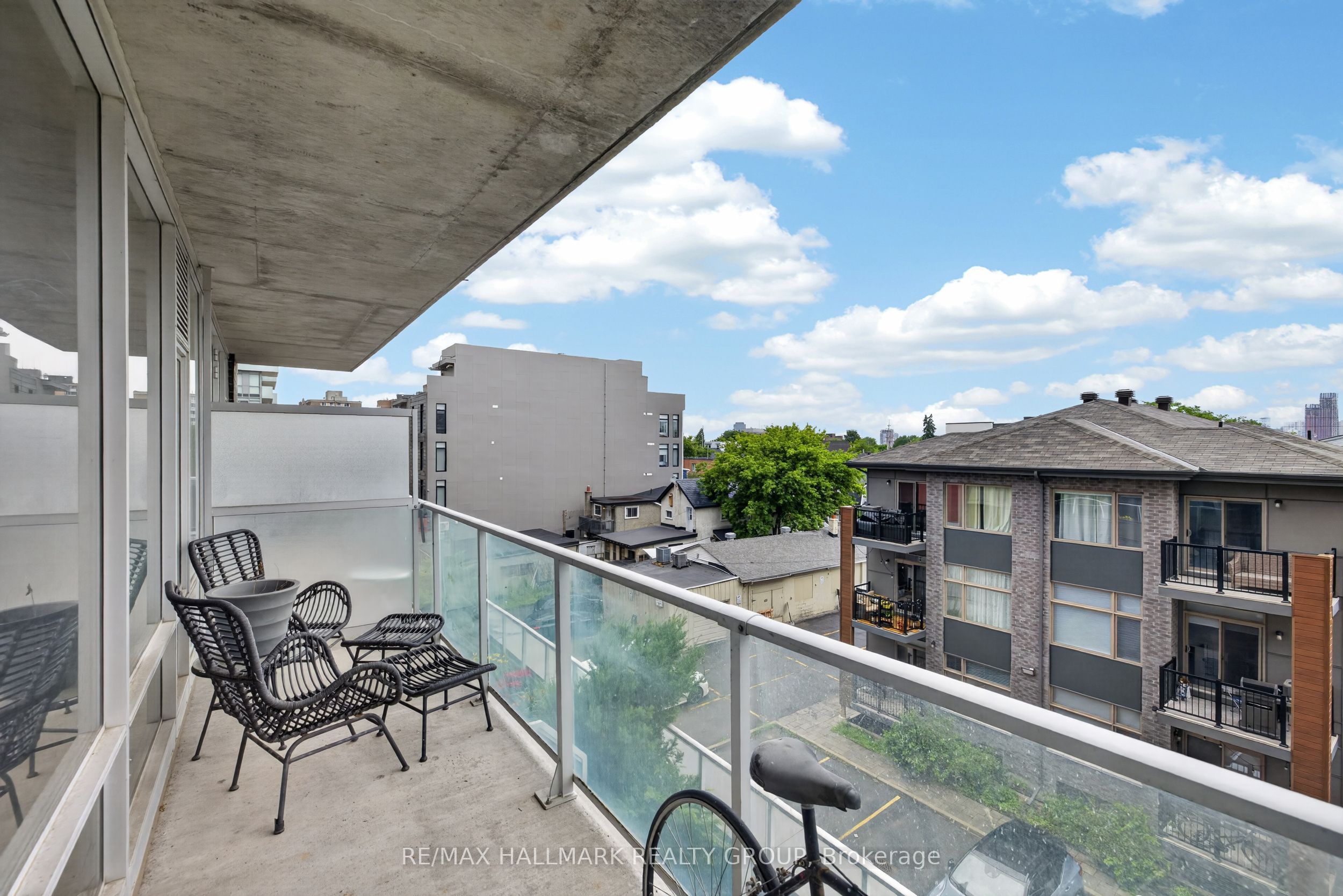 201 Parkdale Avenue 408 Property Photo 17