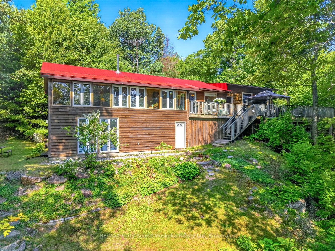 53 Crown Retreats Road Property Photo 1