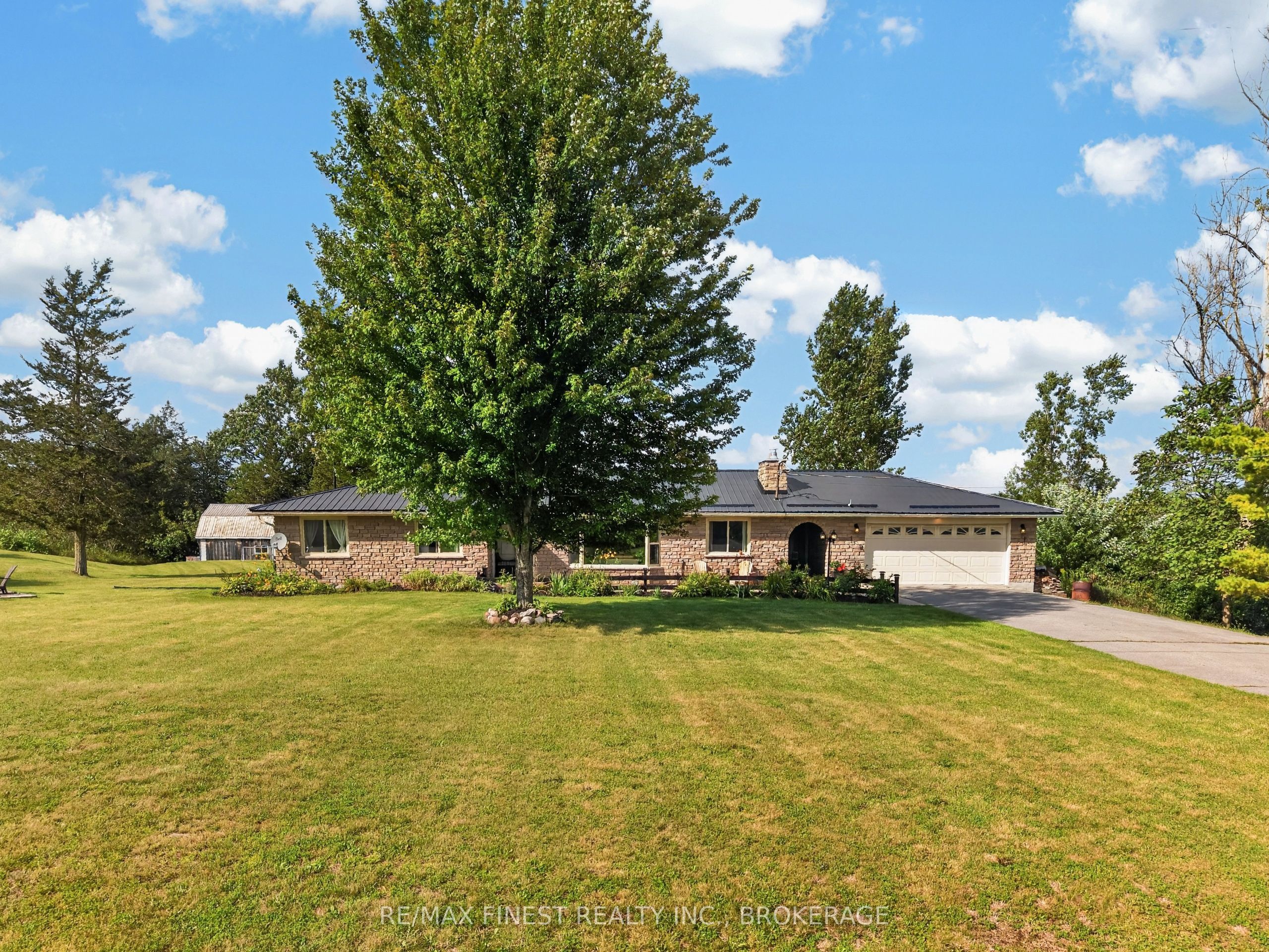 513 County Road 12 Property Photo 1