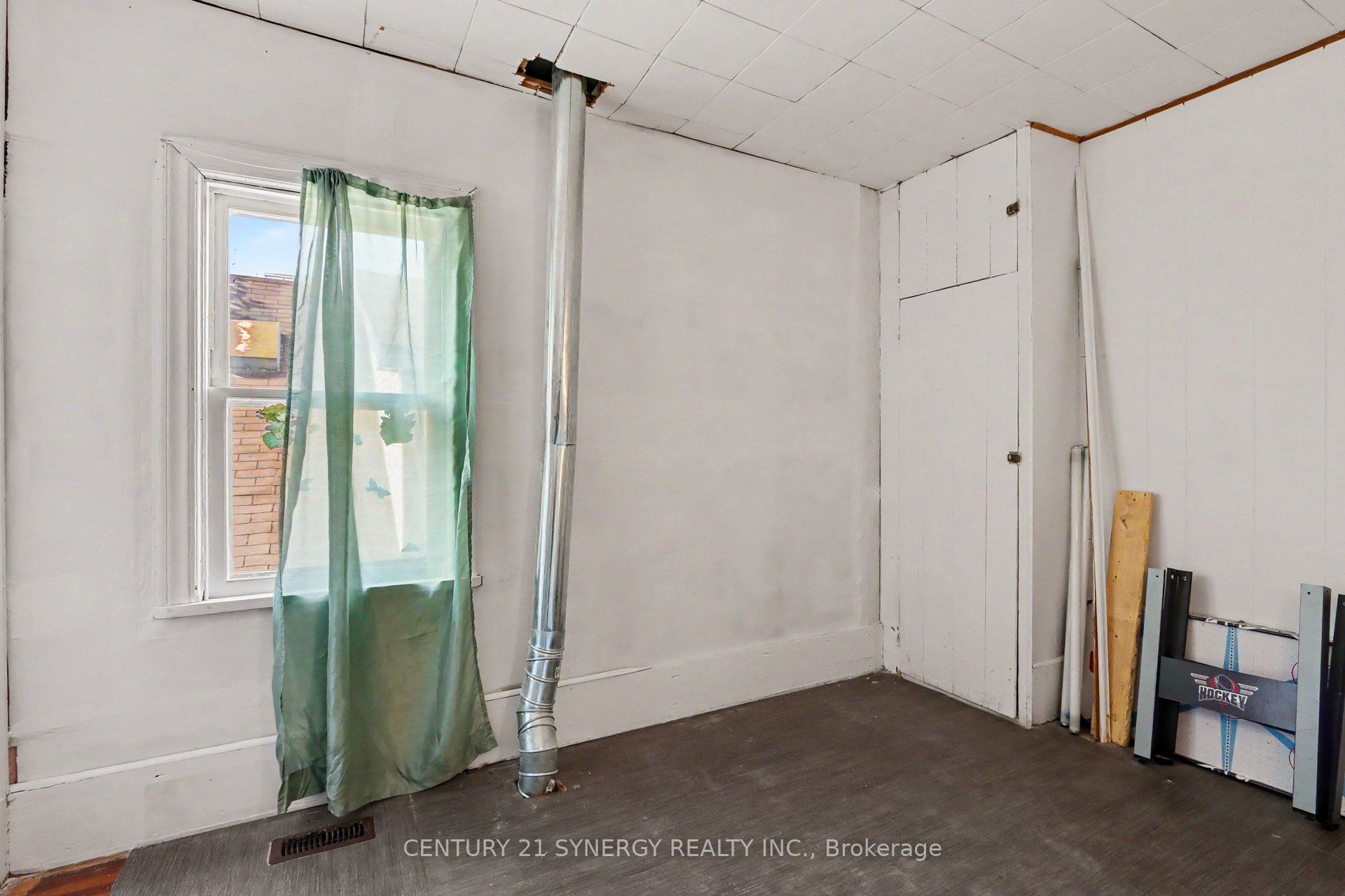 37 Smiths Falls Avenue Property Photo 22
