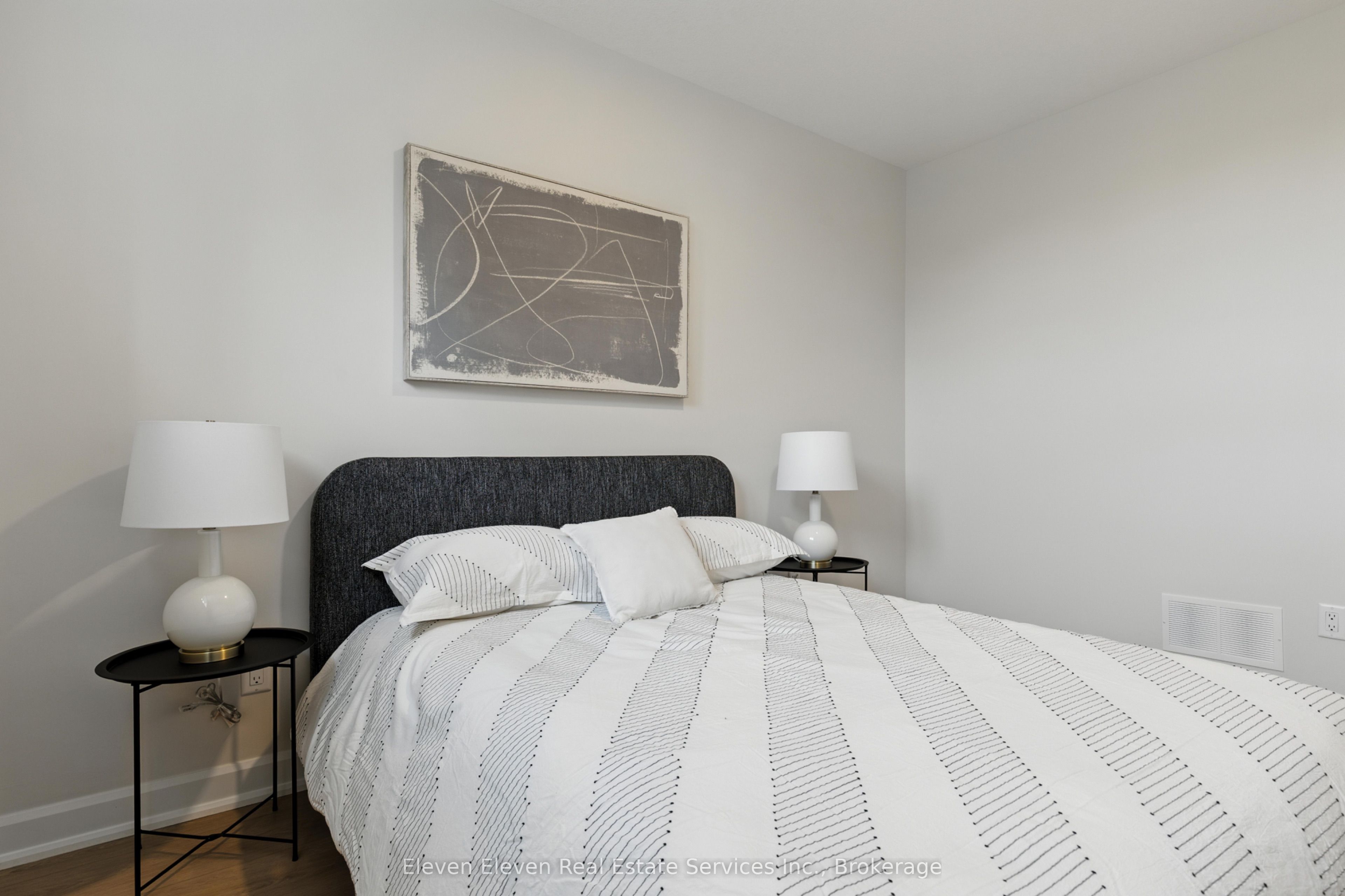 440 Wellington Street E 12 Property Photo 6