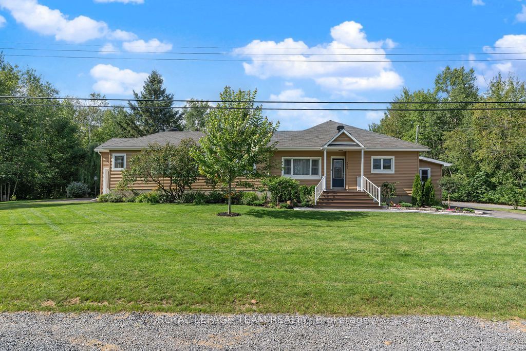 4869 Thunder Road Property Photo 2