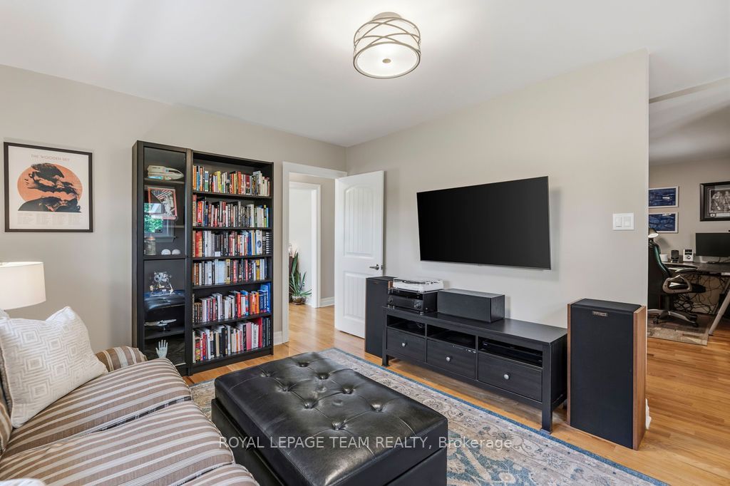 4869 Thunder Road Property Photo 13