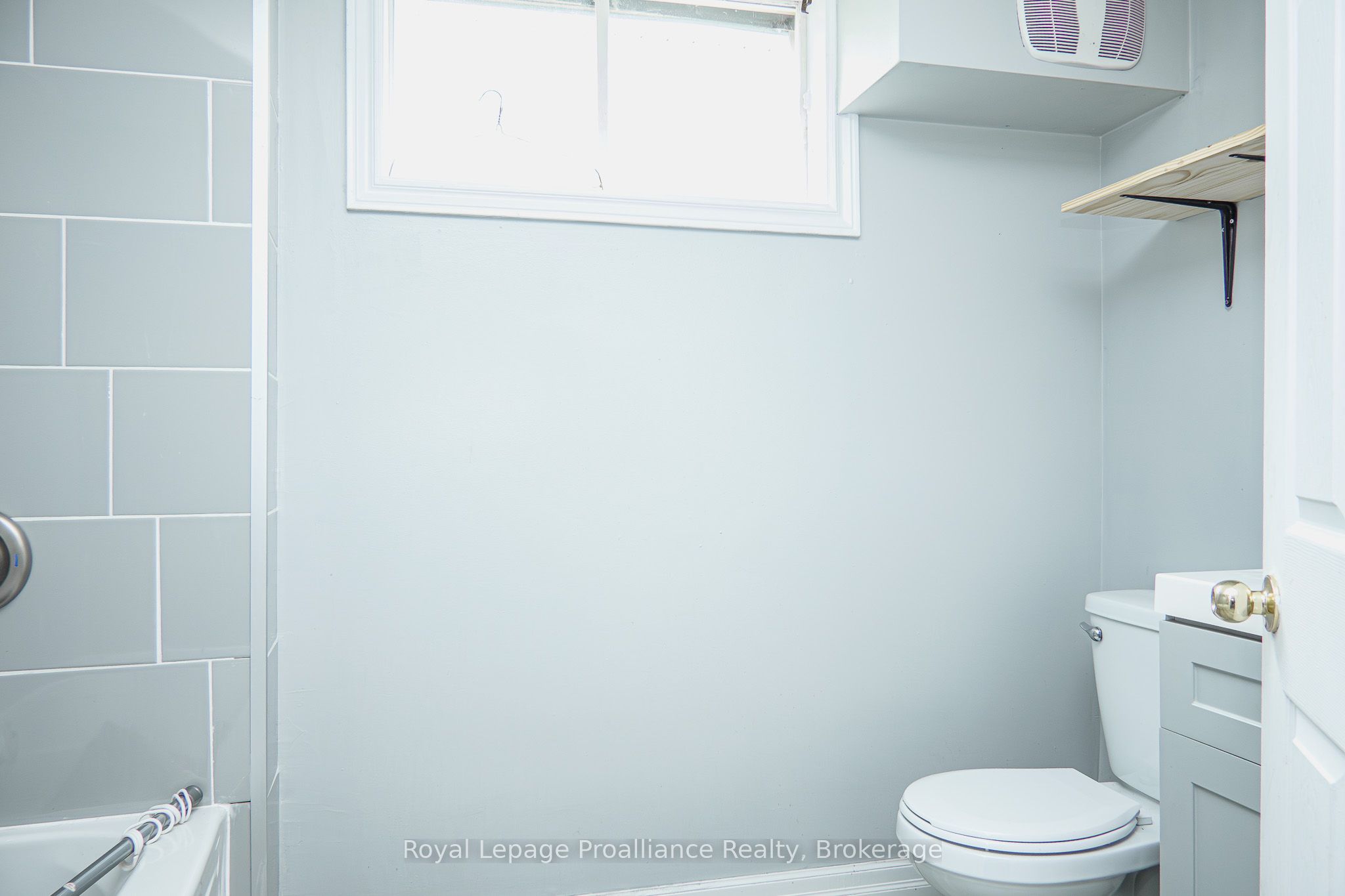 21 Pepper Avenue Property Photo 8
