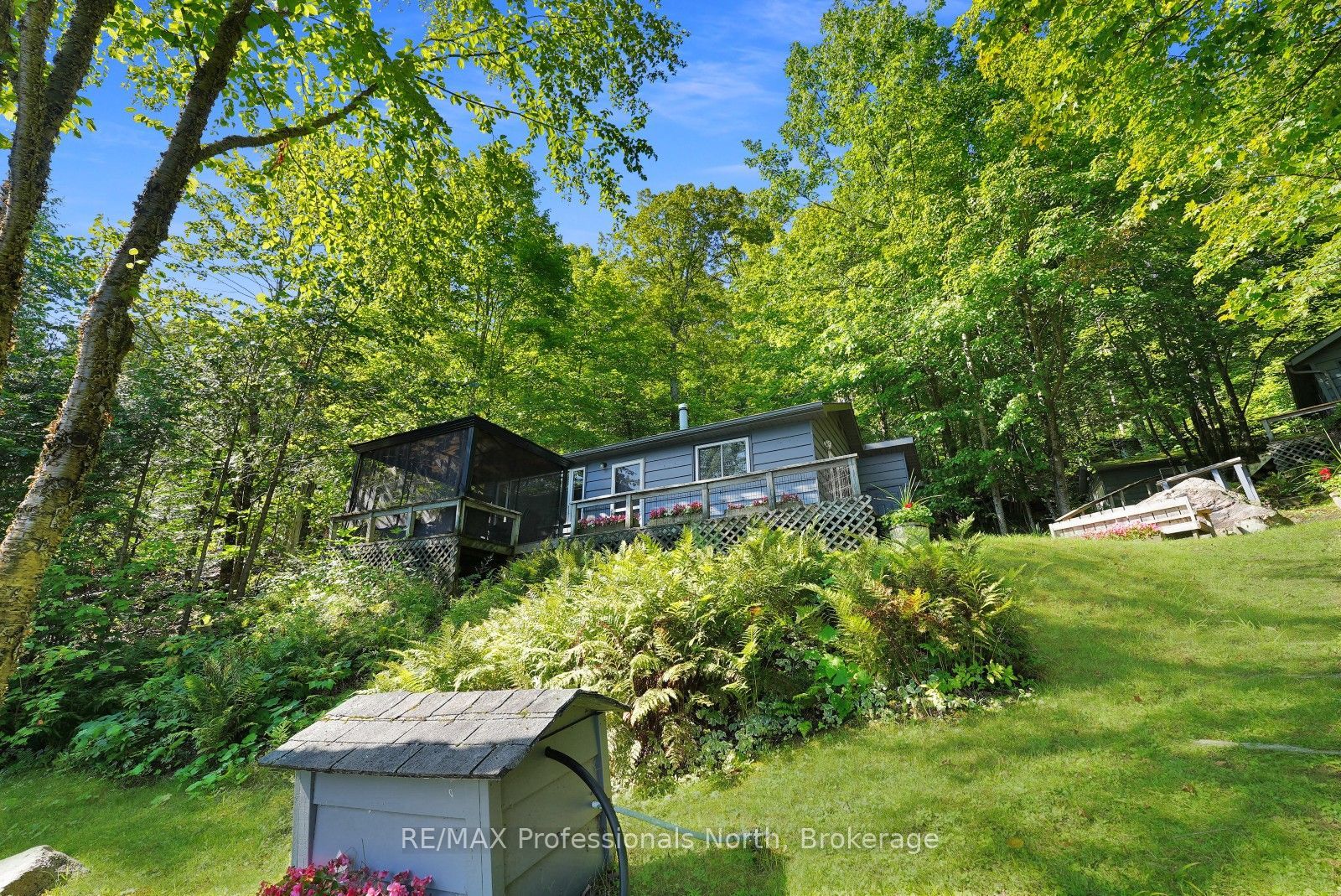 1017 Pickerel Lane Property Photo 33