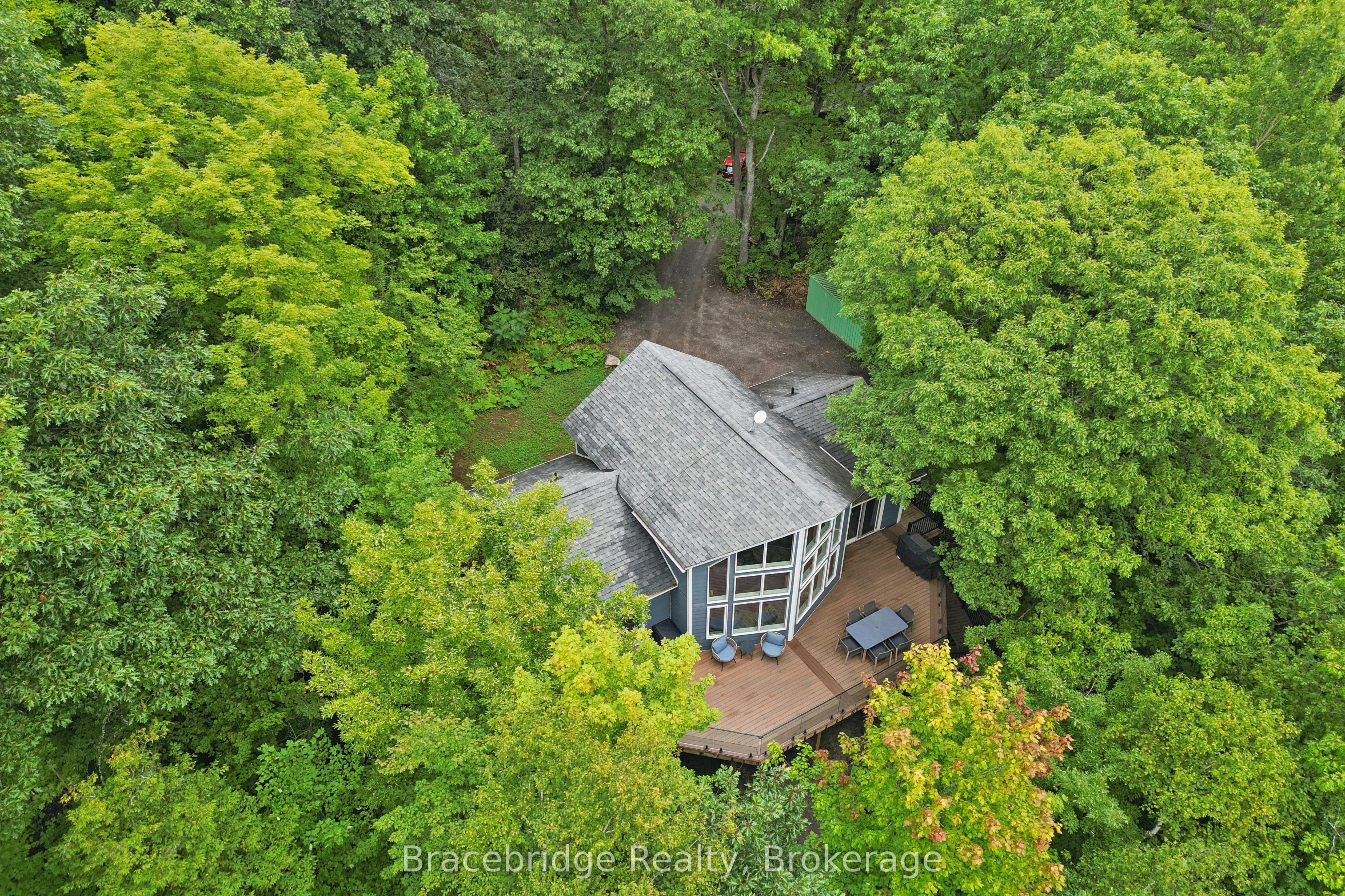 34 Martin Lane Property Photo 46