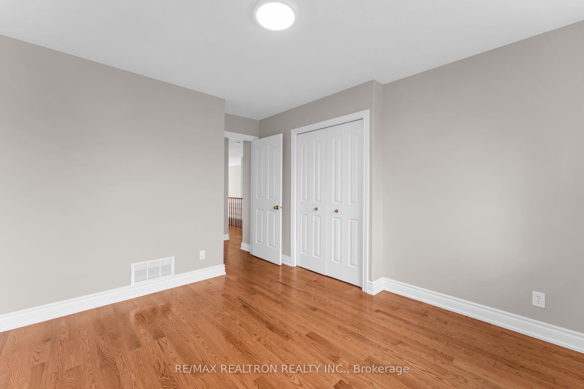 1422 Stoneridge Drive Property Photo 28