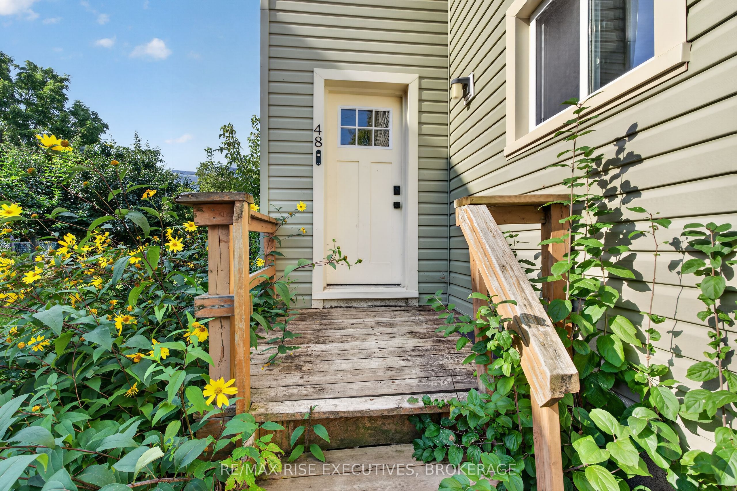 48 Elm Street Property Photo 3