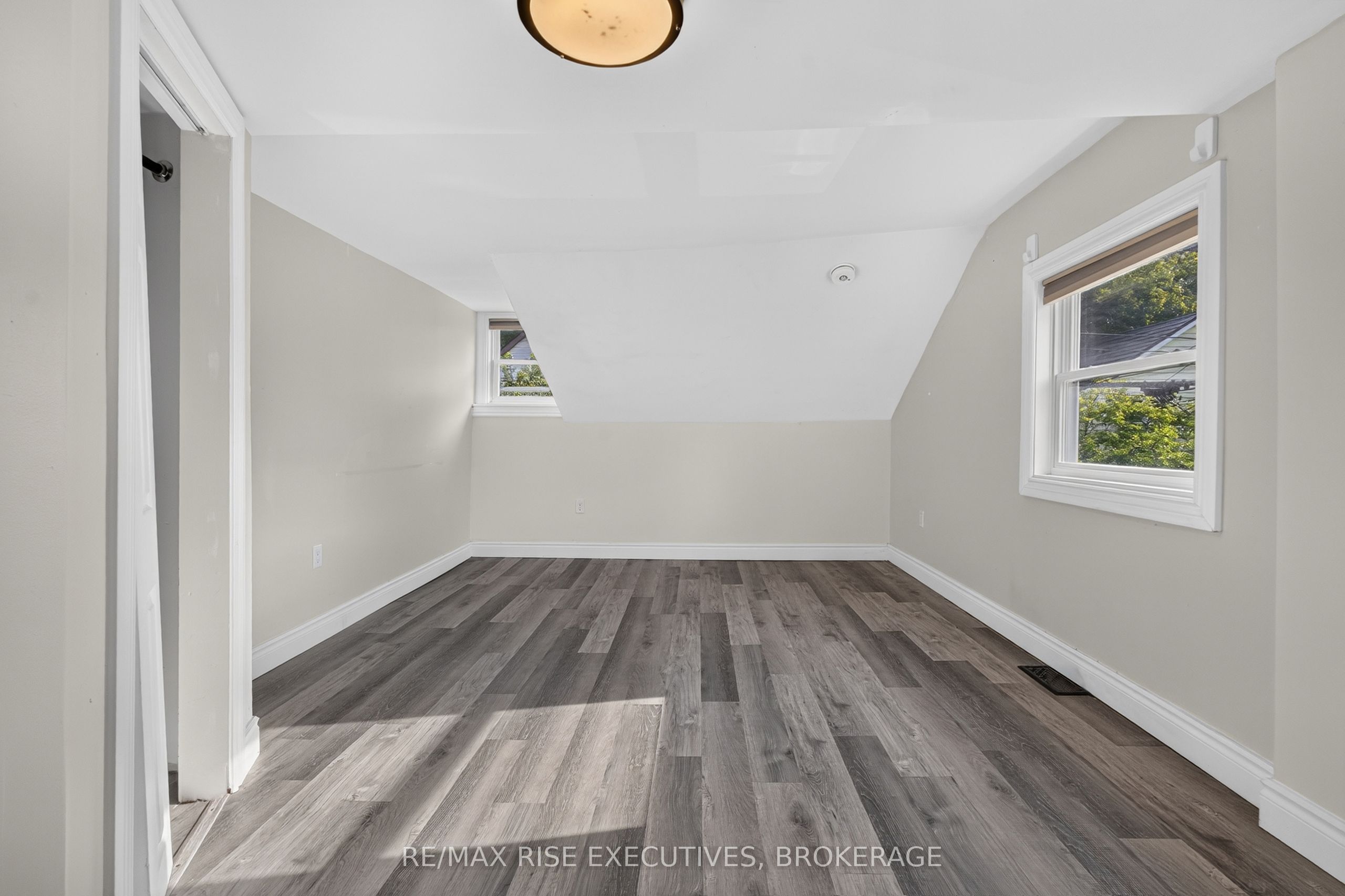 48 Elm Street Property Photo 15