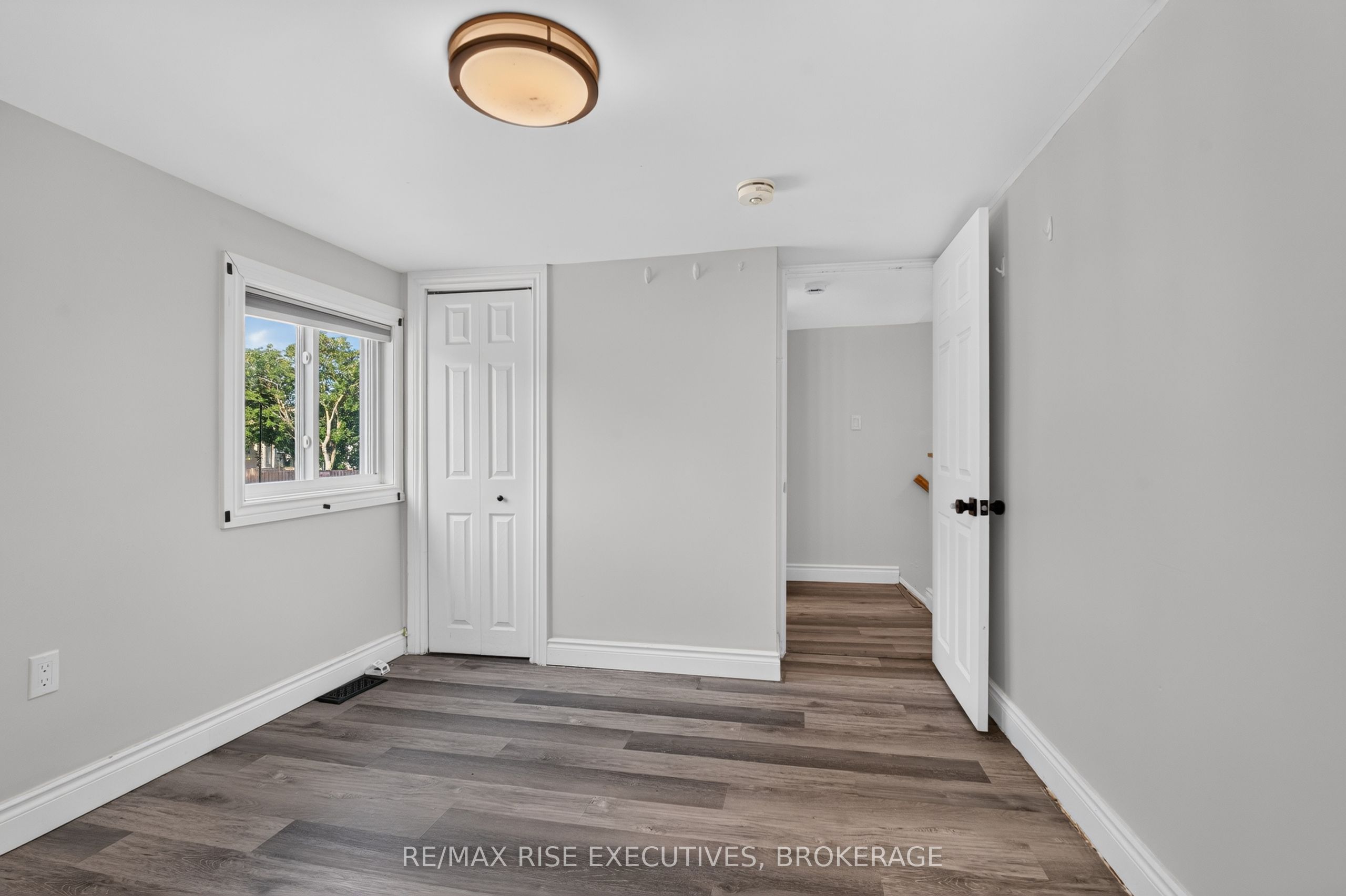 48 Elm Street Property Photo 18