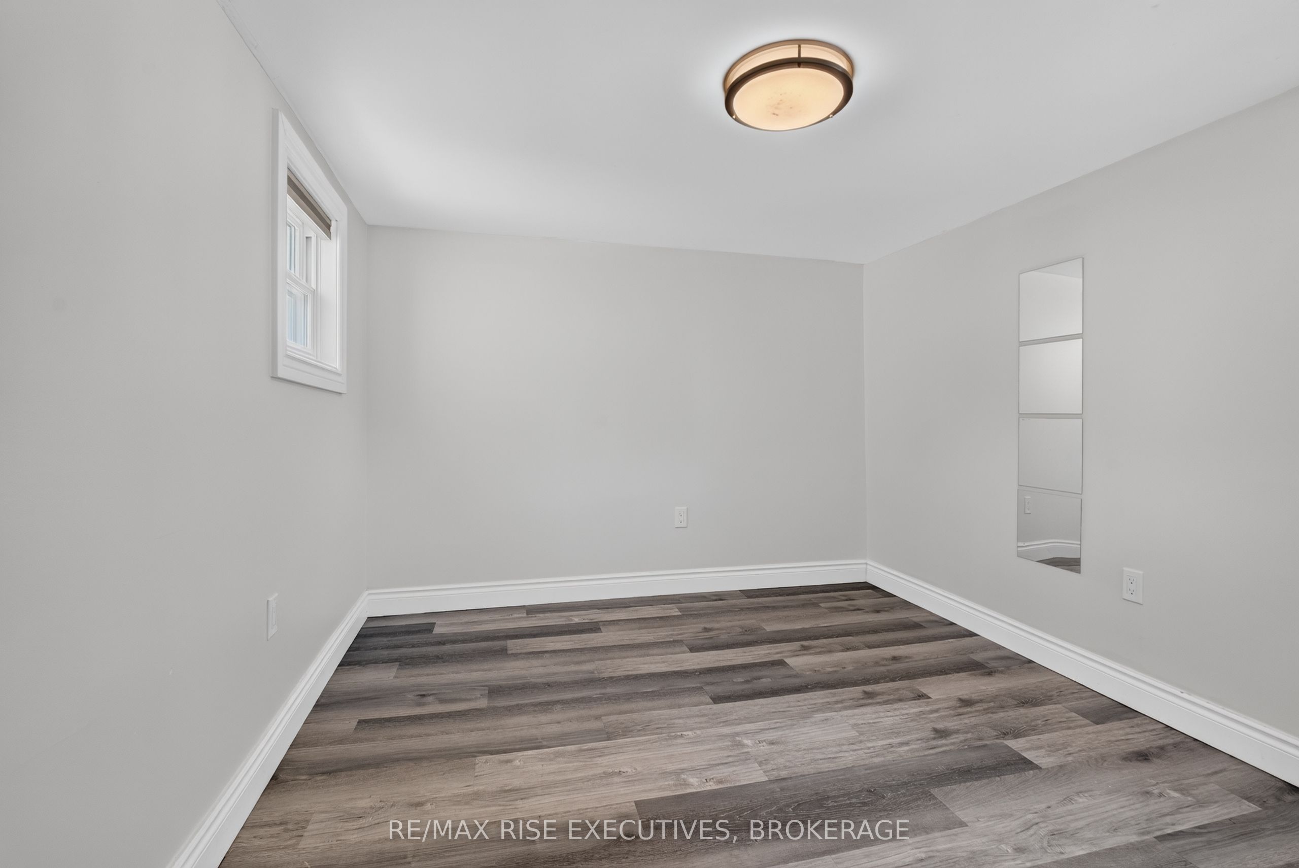 48 Elm Street Property Photo 19