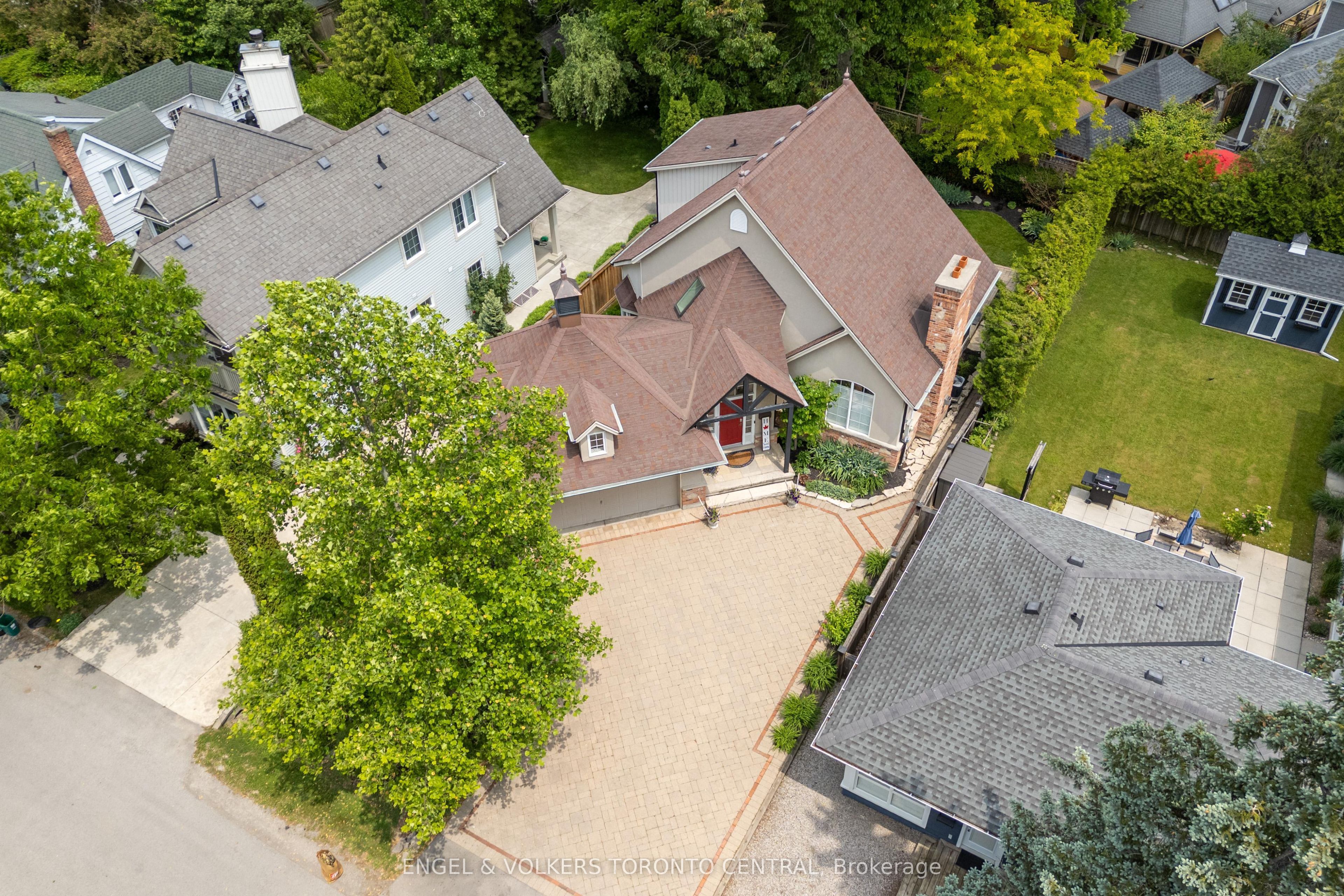 17 Vincent Avenue Property Photo 4