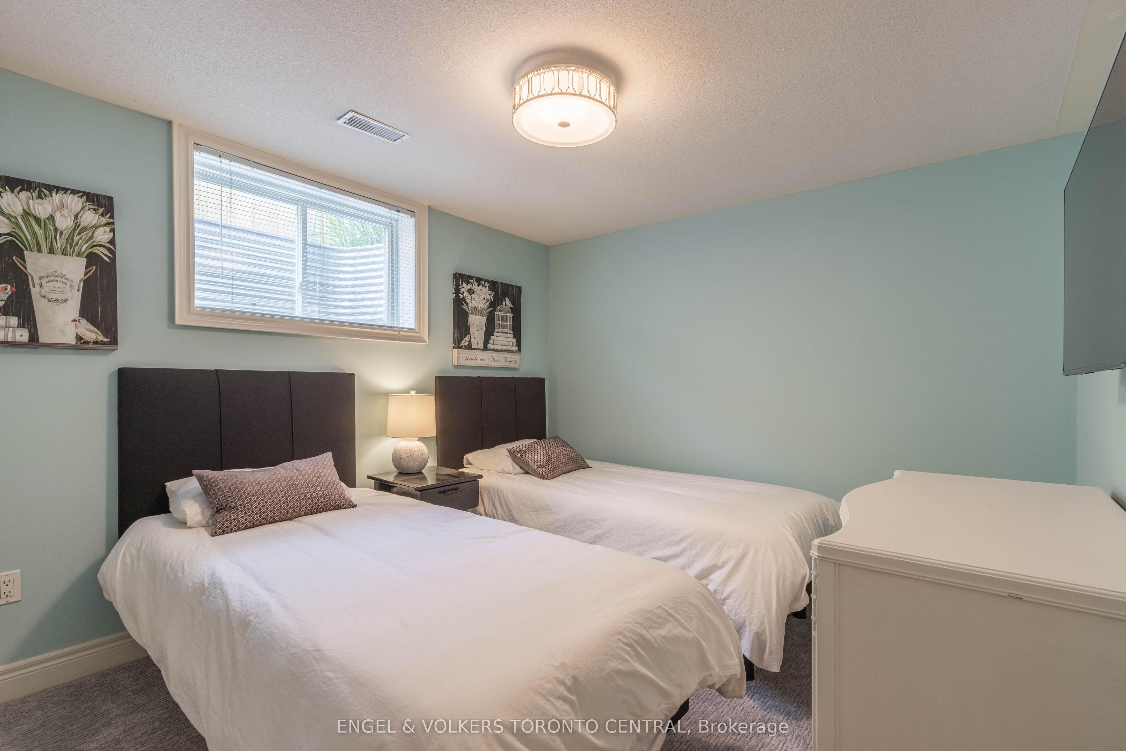 17 Vincent Avenue Property Photo 29