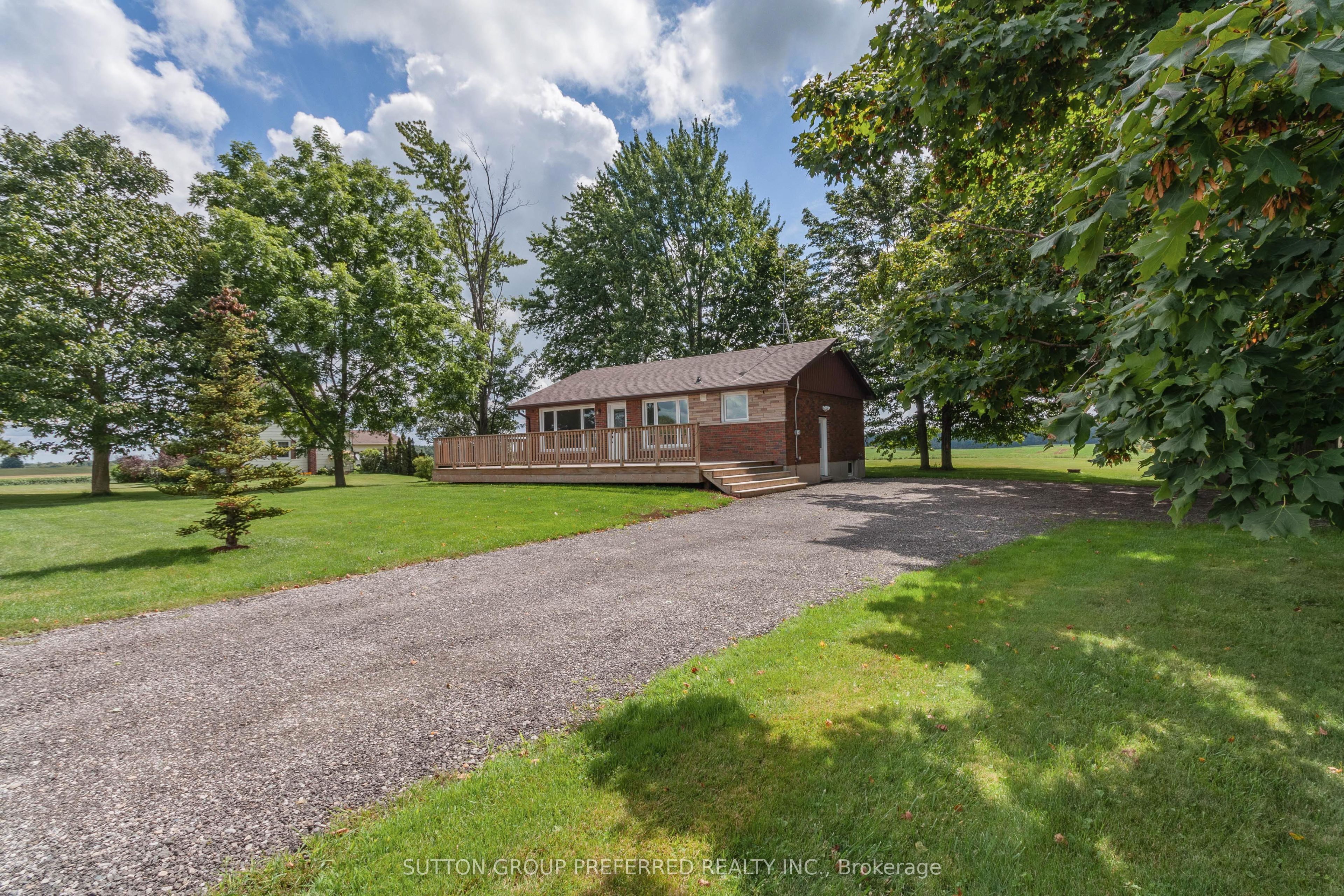 4463 Avon Drive Property Photo 2
