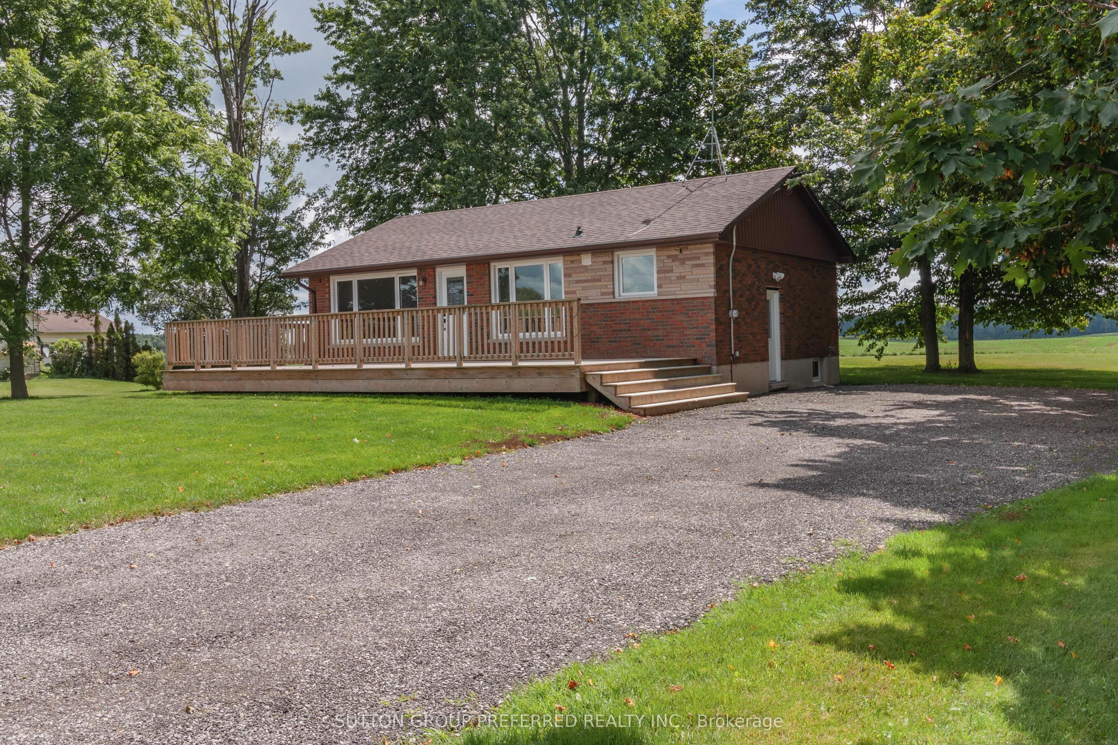 4463 Avon Drive Property Photo 3
