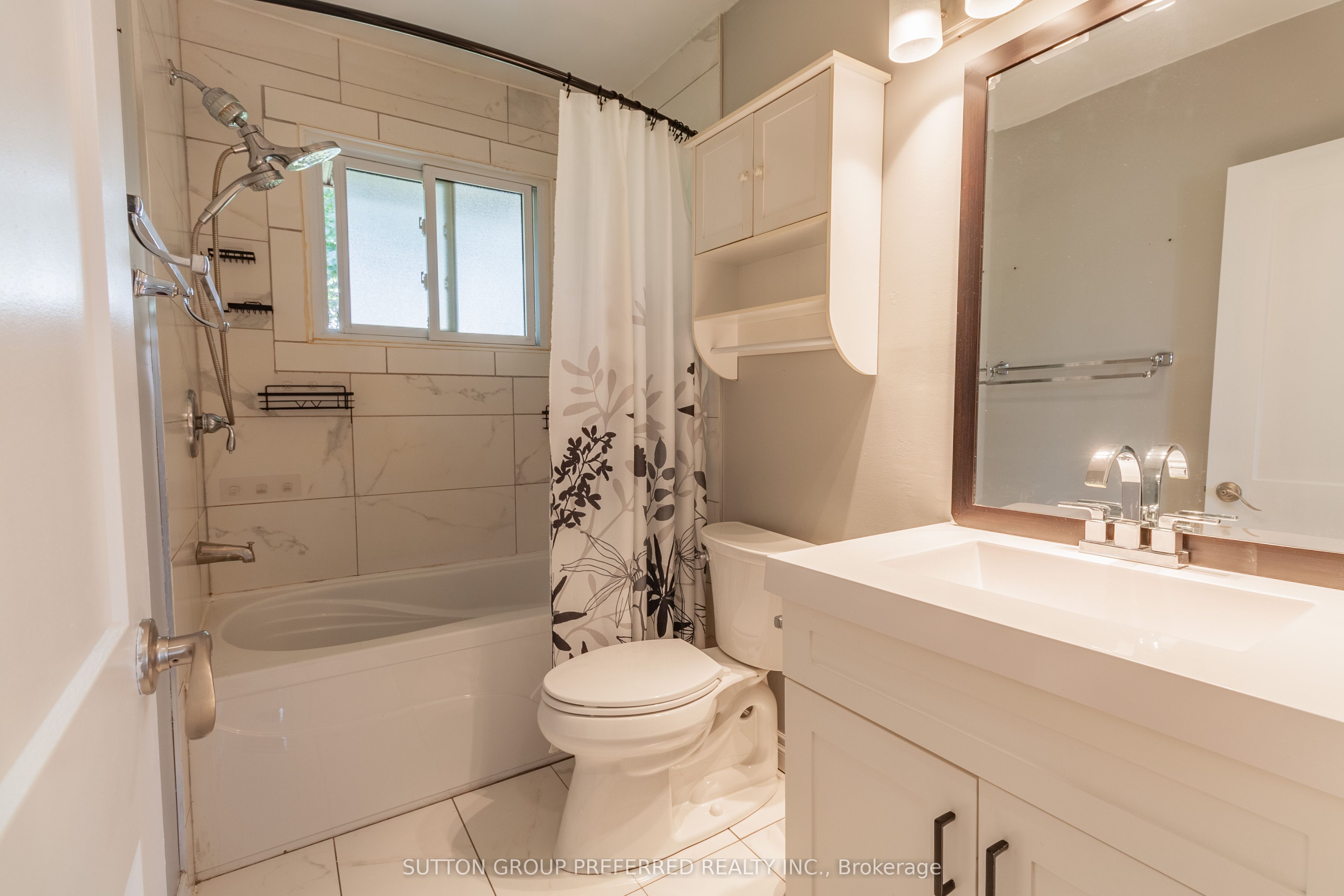 4463 Avon Drive Property Photo 33