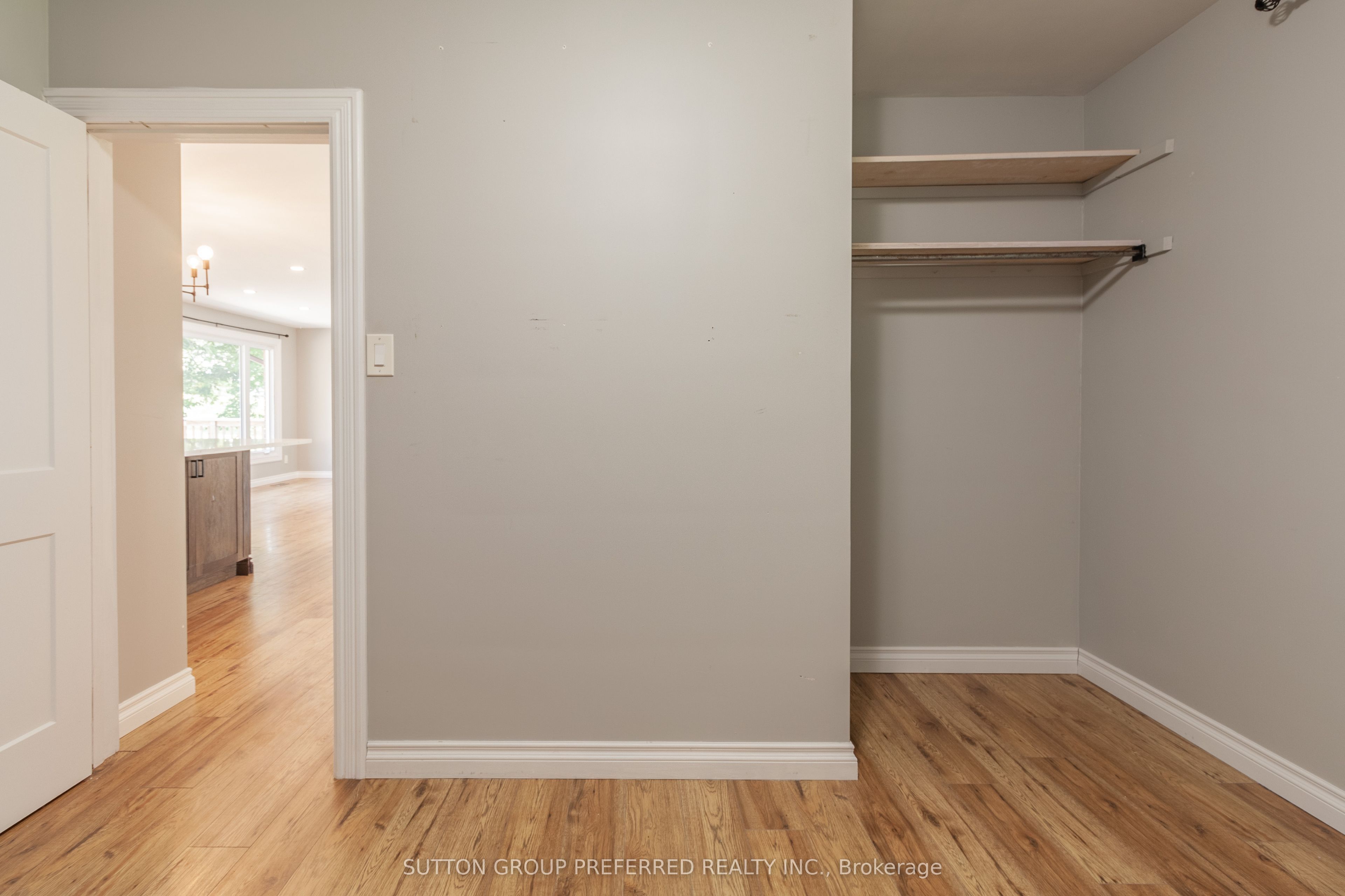 4463 Avon Drive Property Photo 34