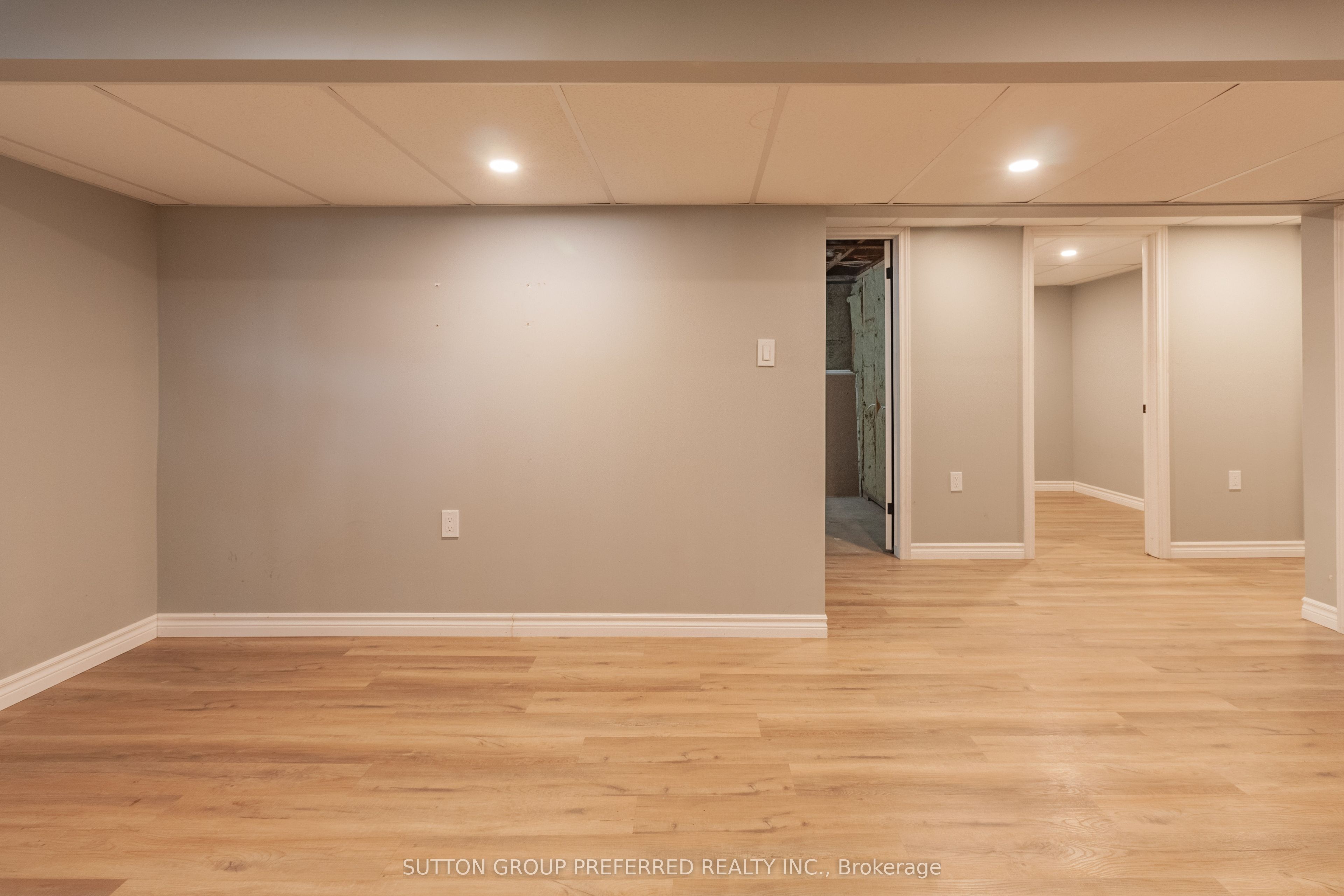 4463 Avon Drive Property Photo 40