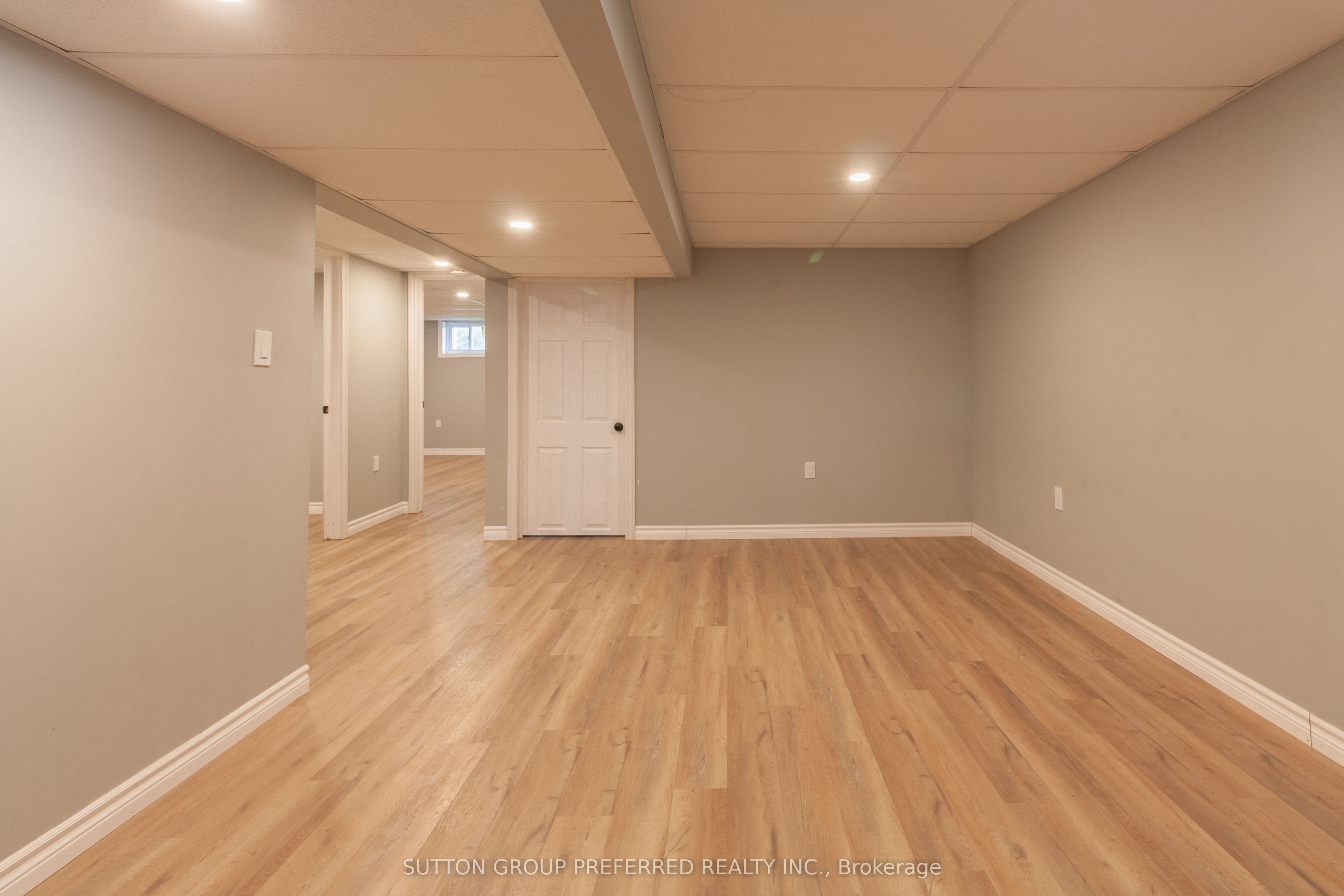 4463 Avon Drive Property Photo 41