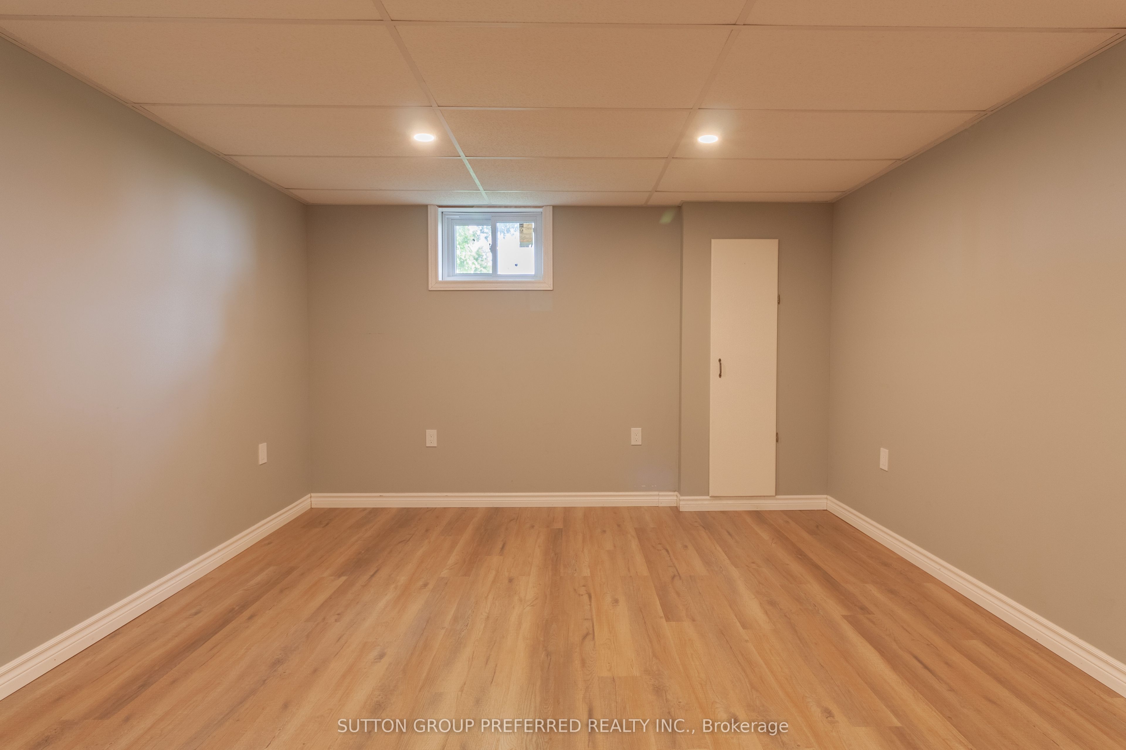 4463 Avon Drive Property Photo 44