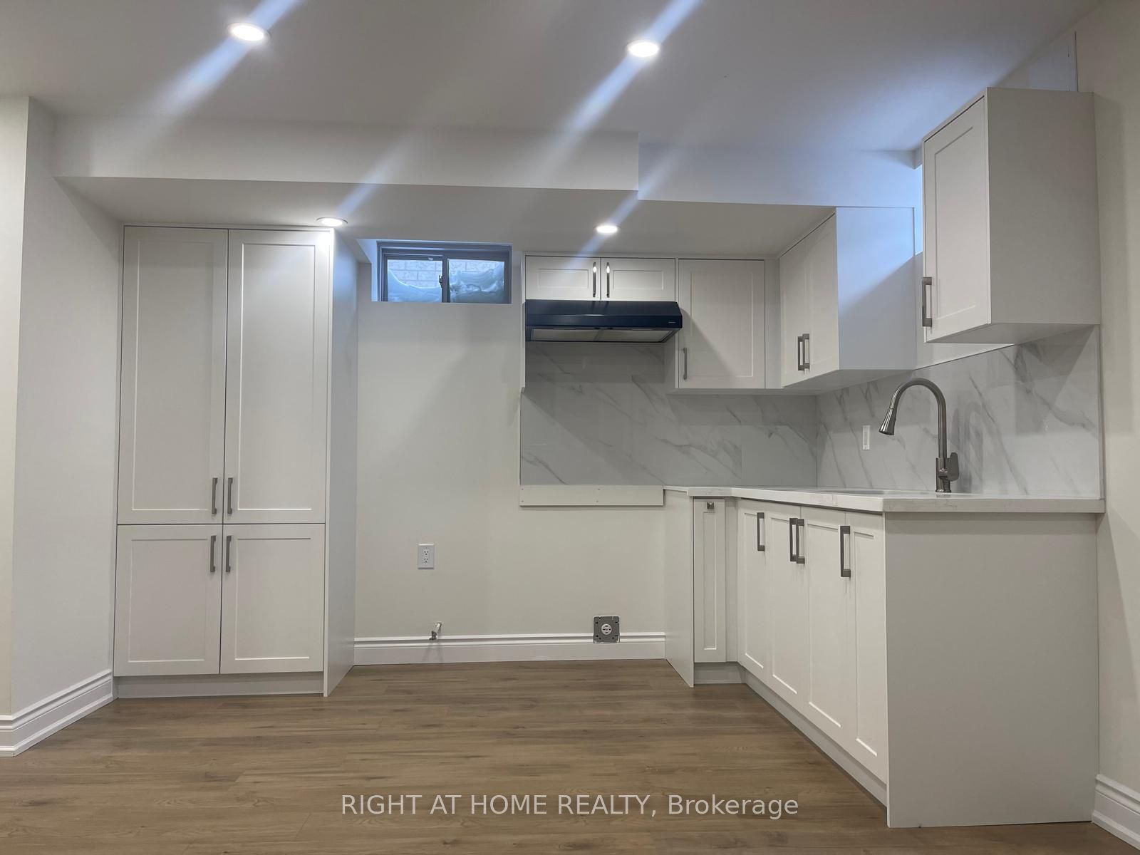 49 Masters Street Bsmt Property Photo 2