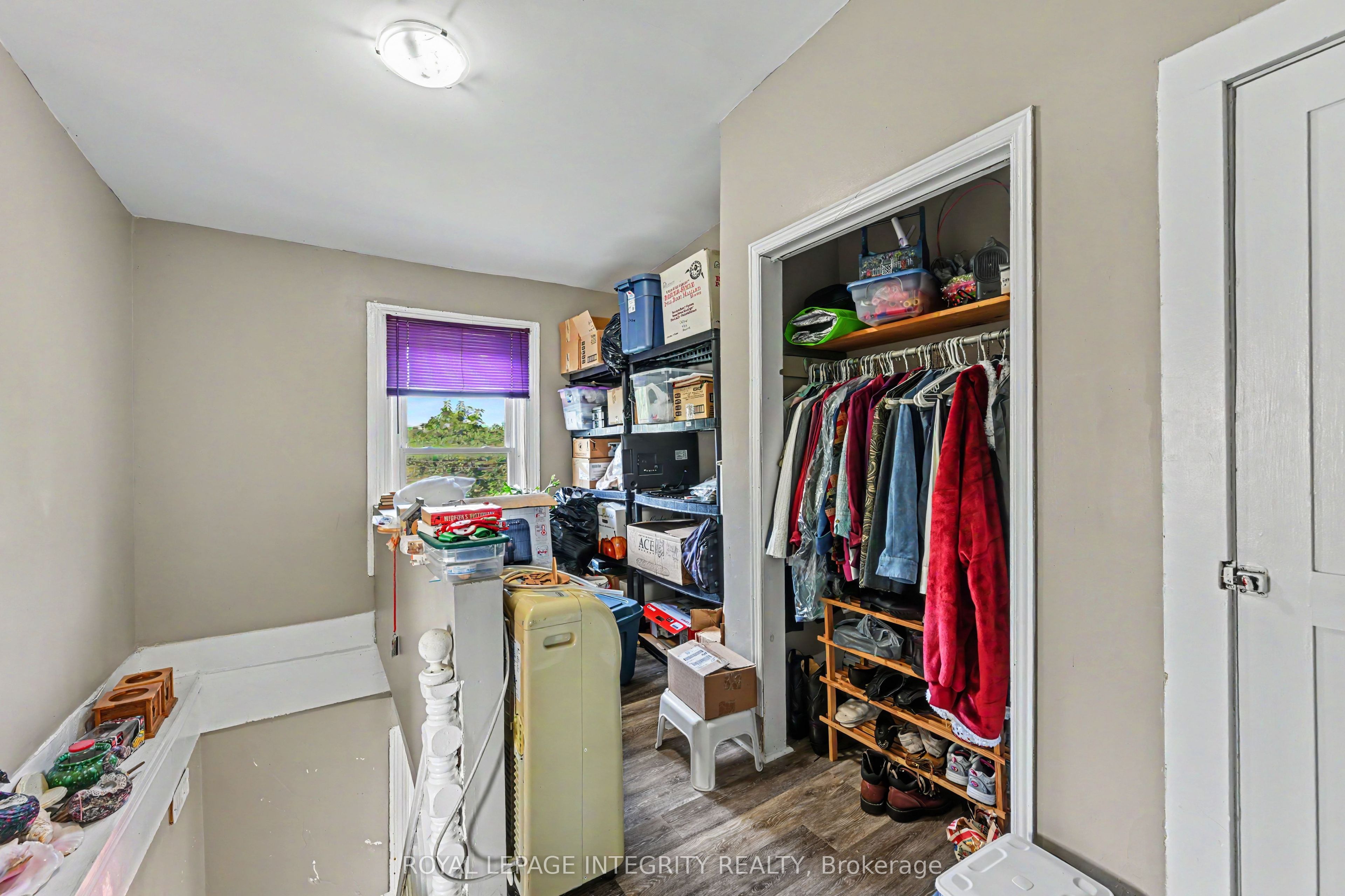 48 Elmsley Street S Property Photo 13