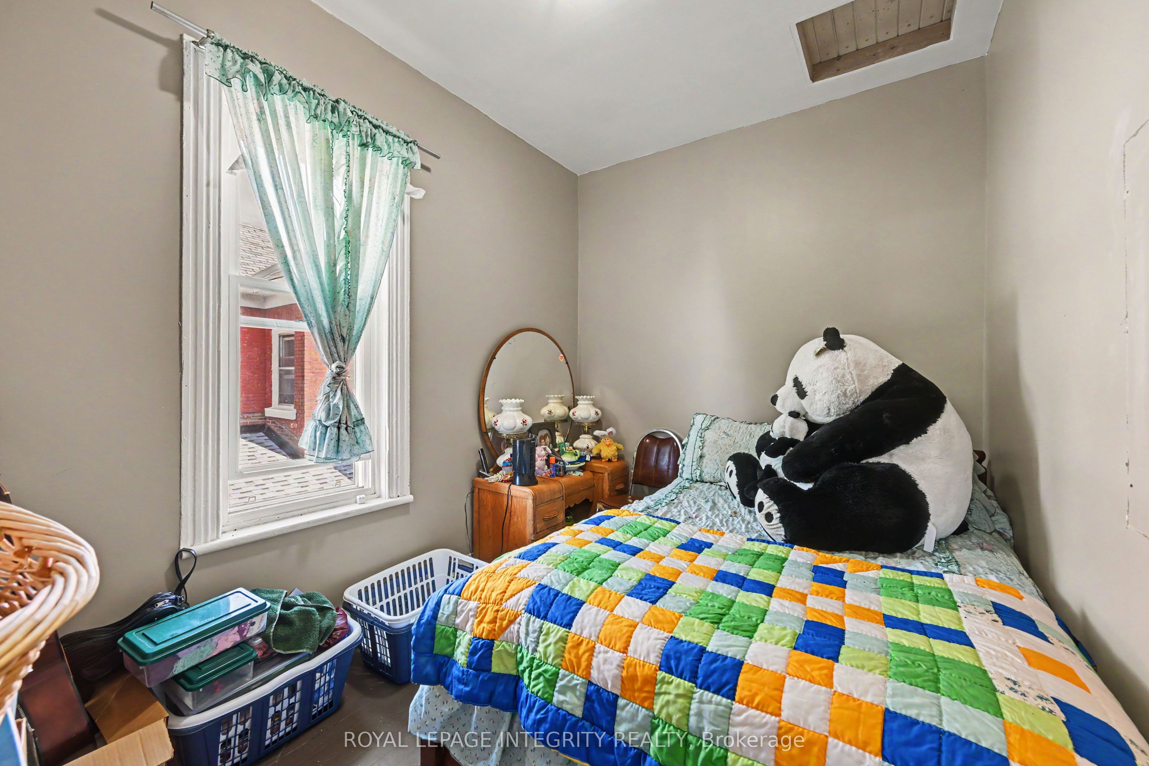 48 Elmsley Street S Property Photo 15