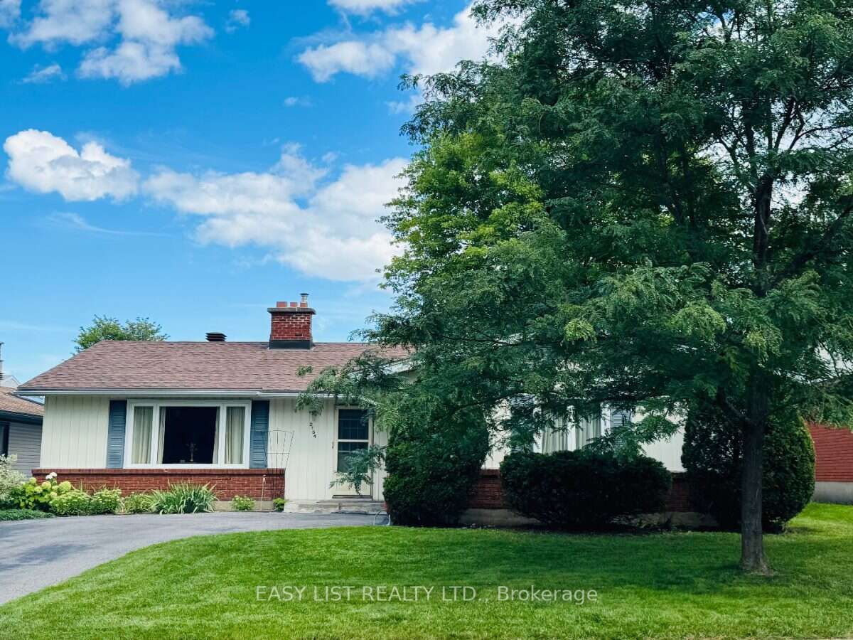 2154 Dutton Crescent Property Photo 1