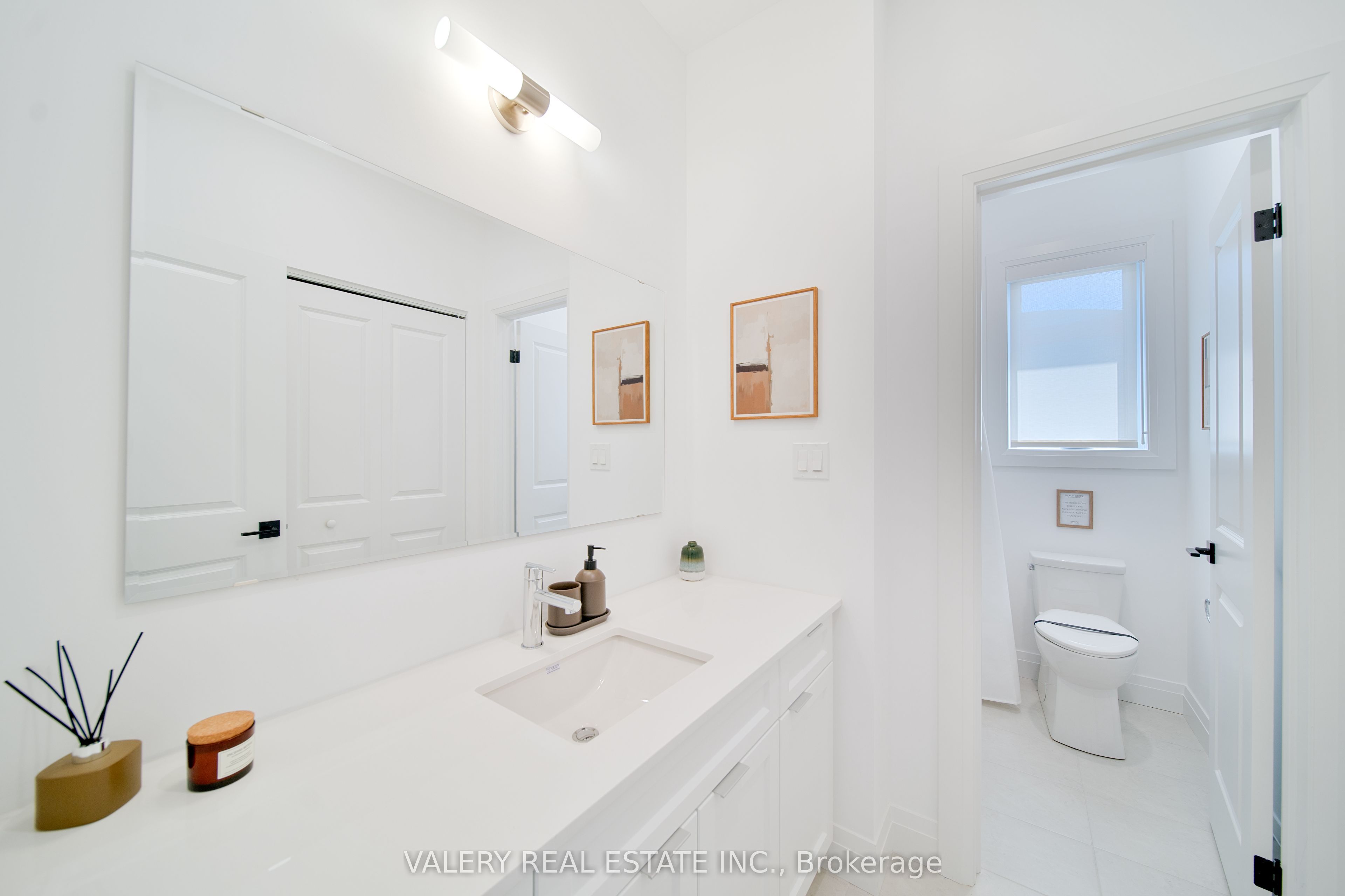3033 Townline Road Unit M Property Photo 17