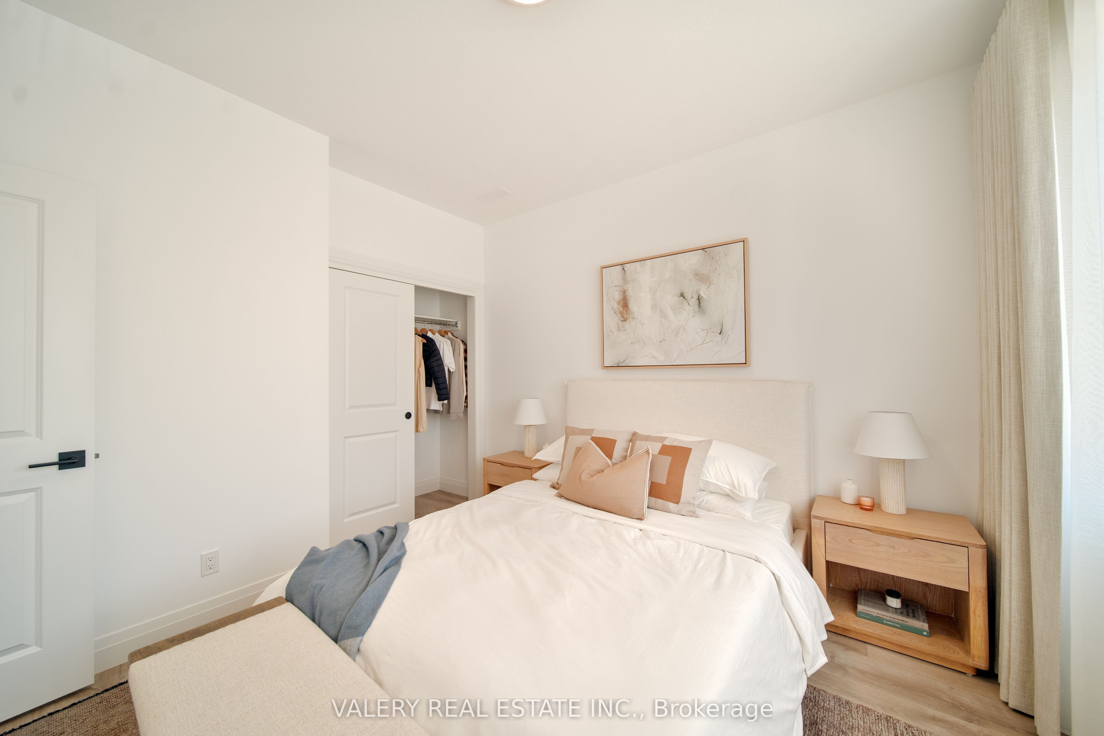3033 Townline Road Unit M Property Photo 20