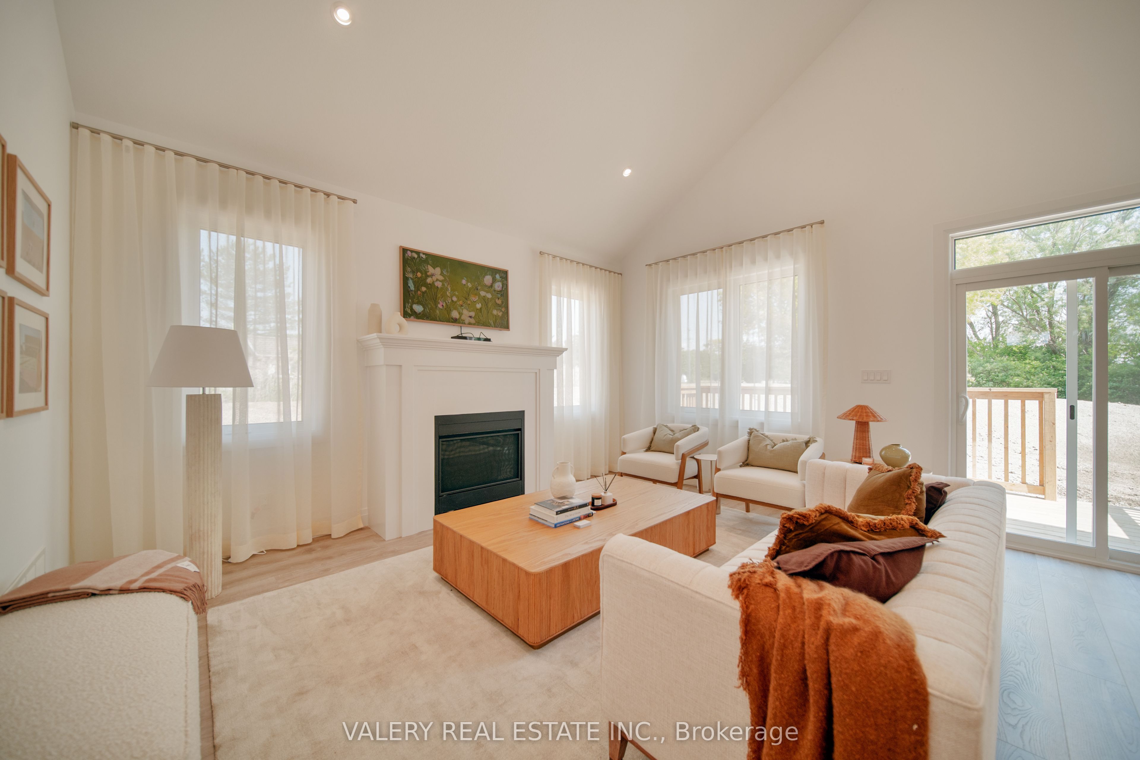 3033 Townline Road Unit M Property Photo 34