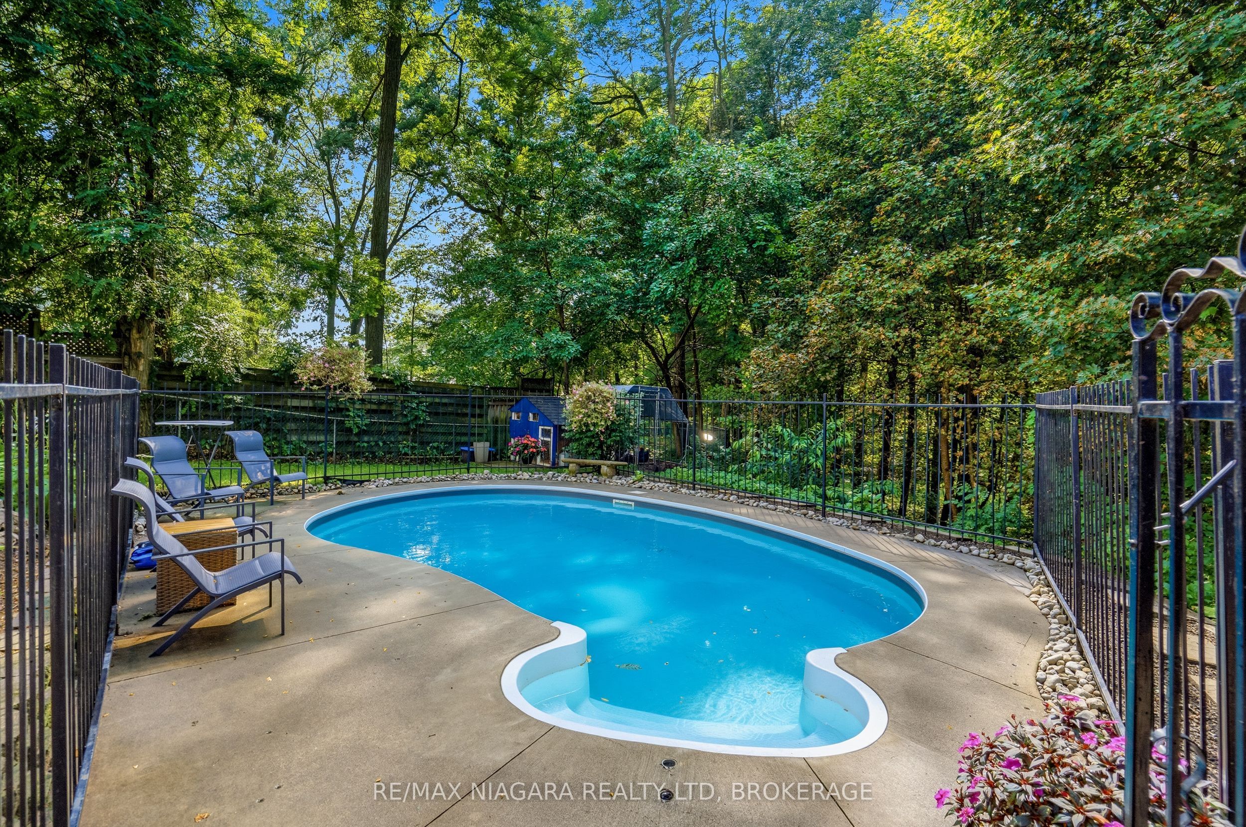 25 Berkhout Terrace Property Photo 44