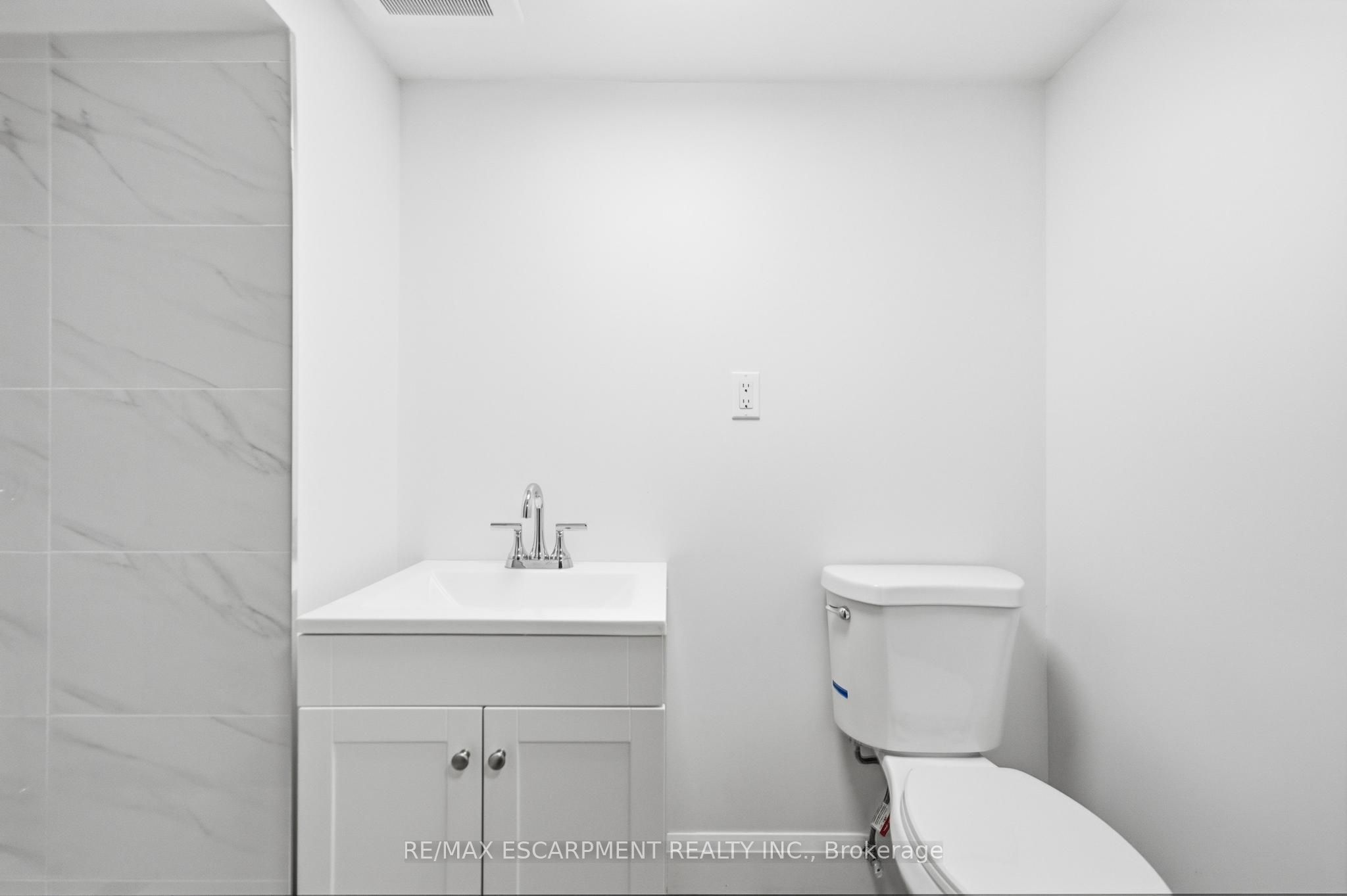 22 David Avenue Property Photo 12