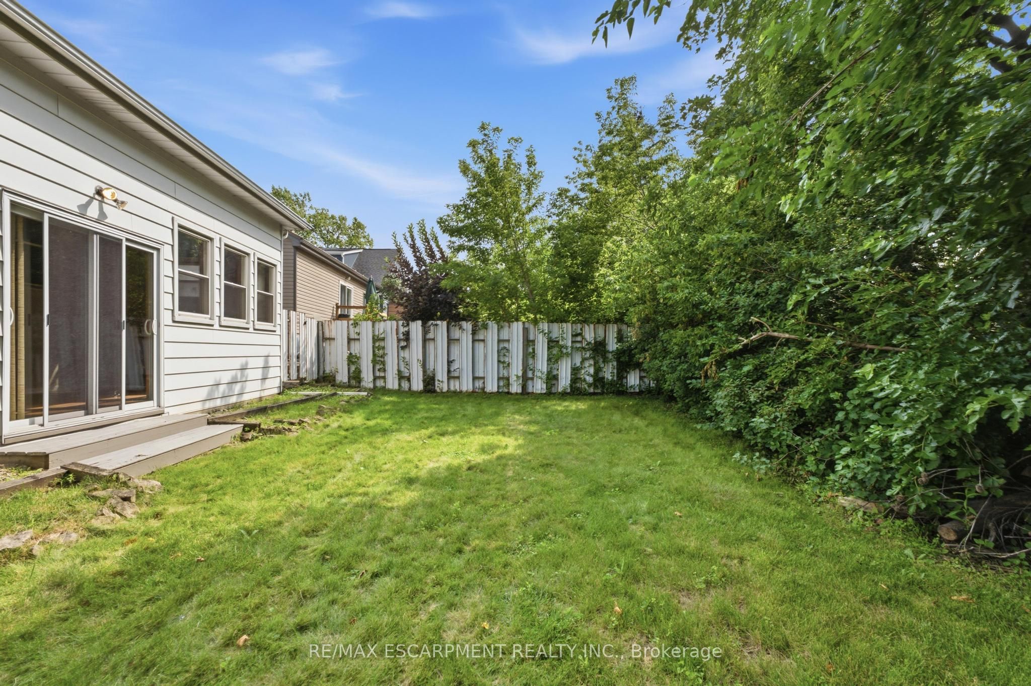 22 David Avenue Property Photo 31