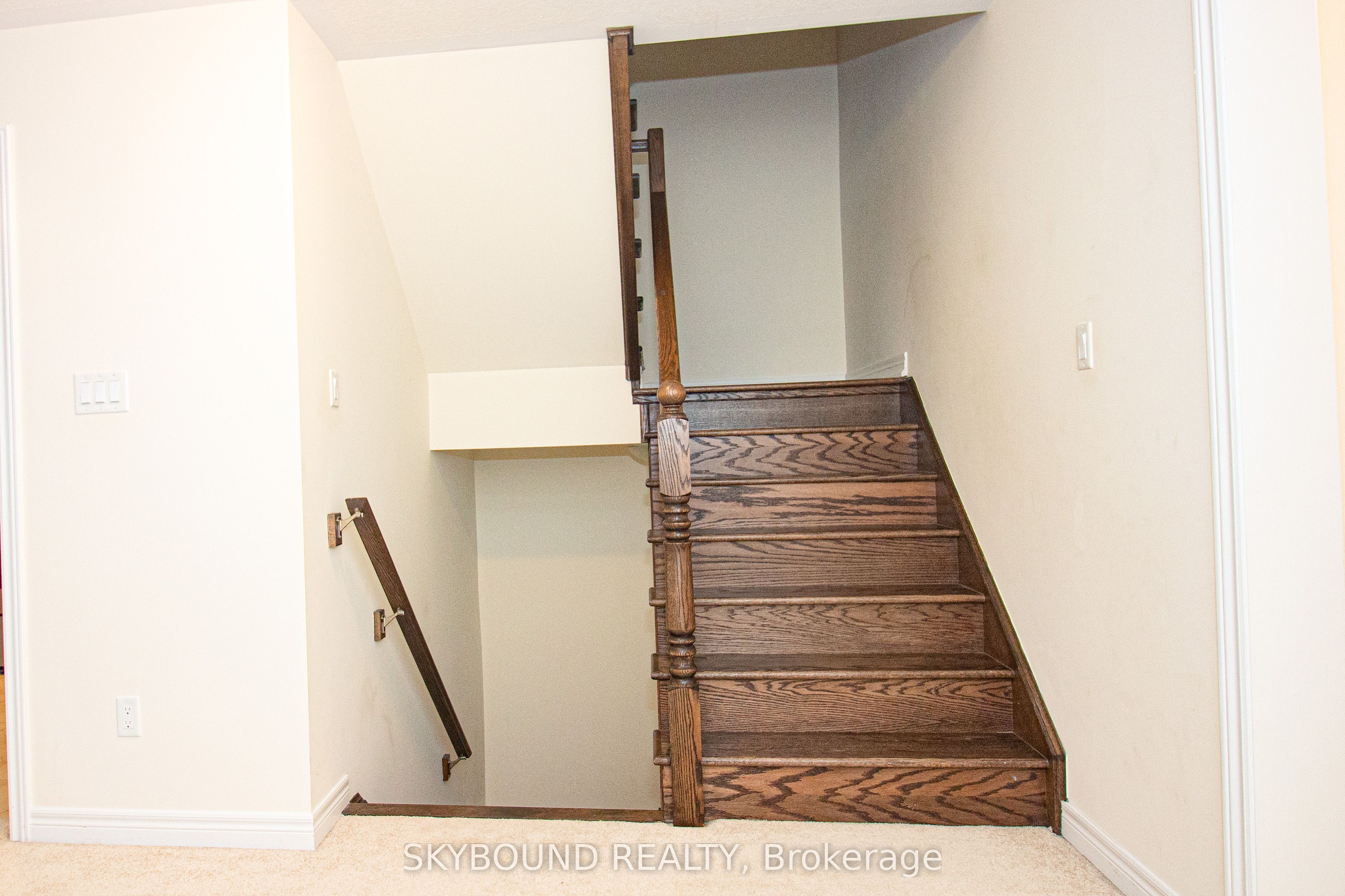 755 Linden Drive 30 Property Photo 9